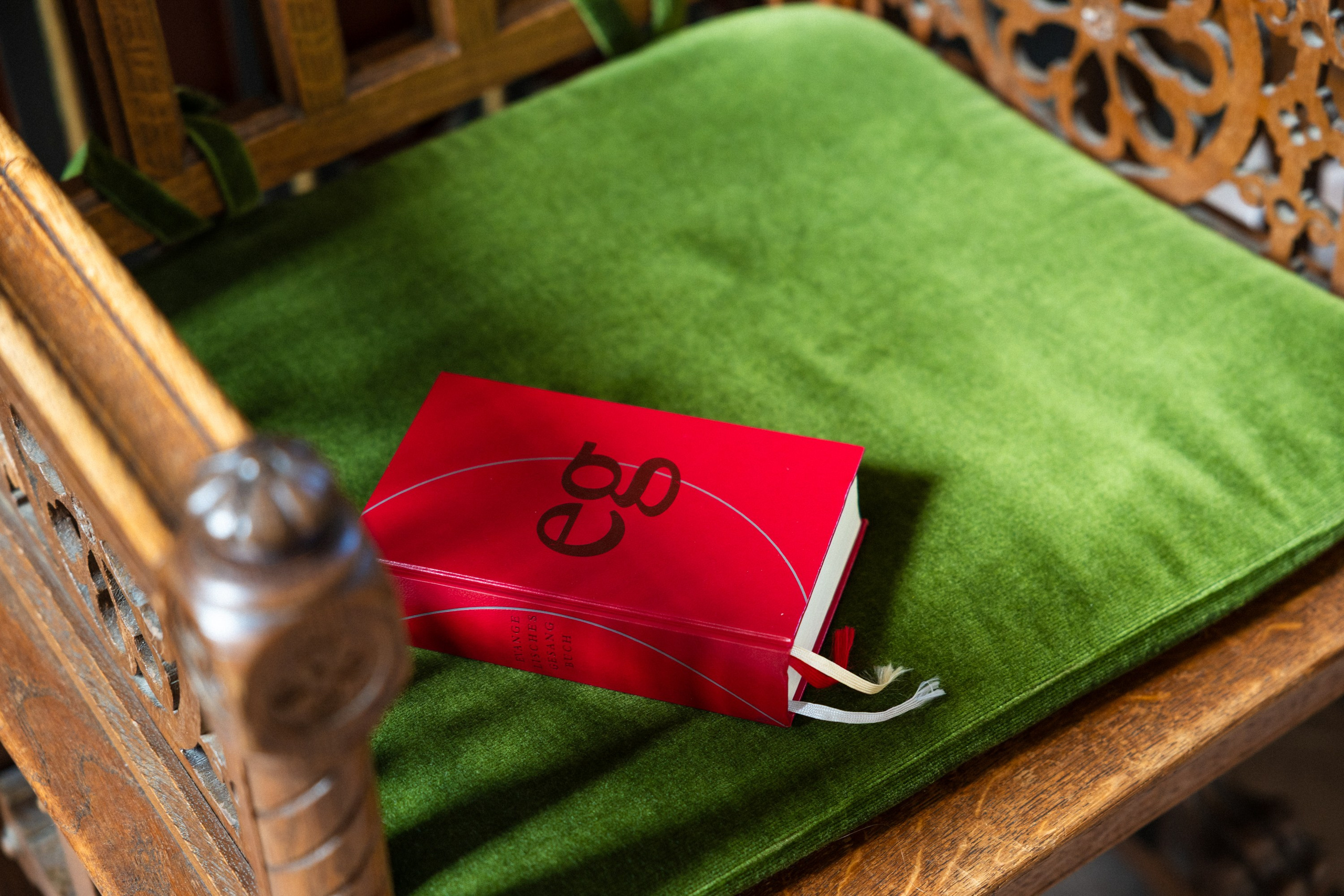 Kirchliche Trauung in Oerlinghausen. Hochzeitfotograf in Bielefeld