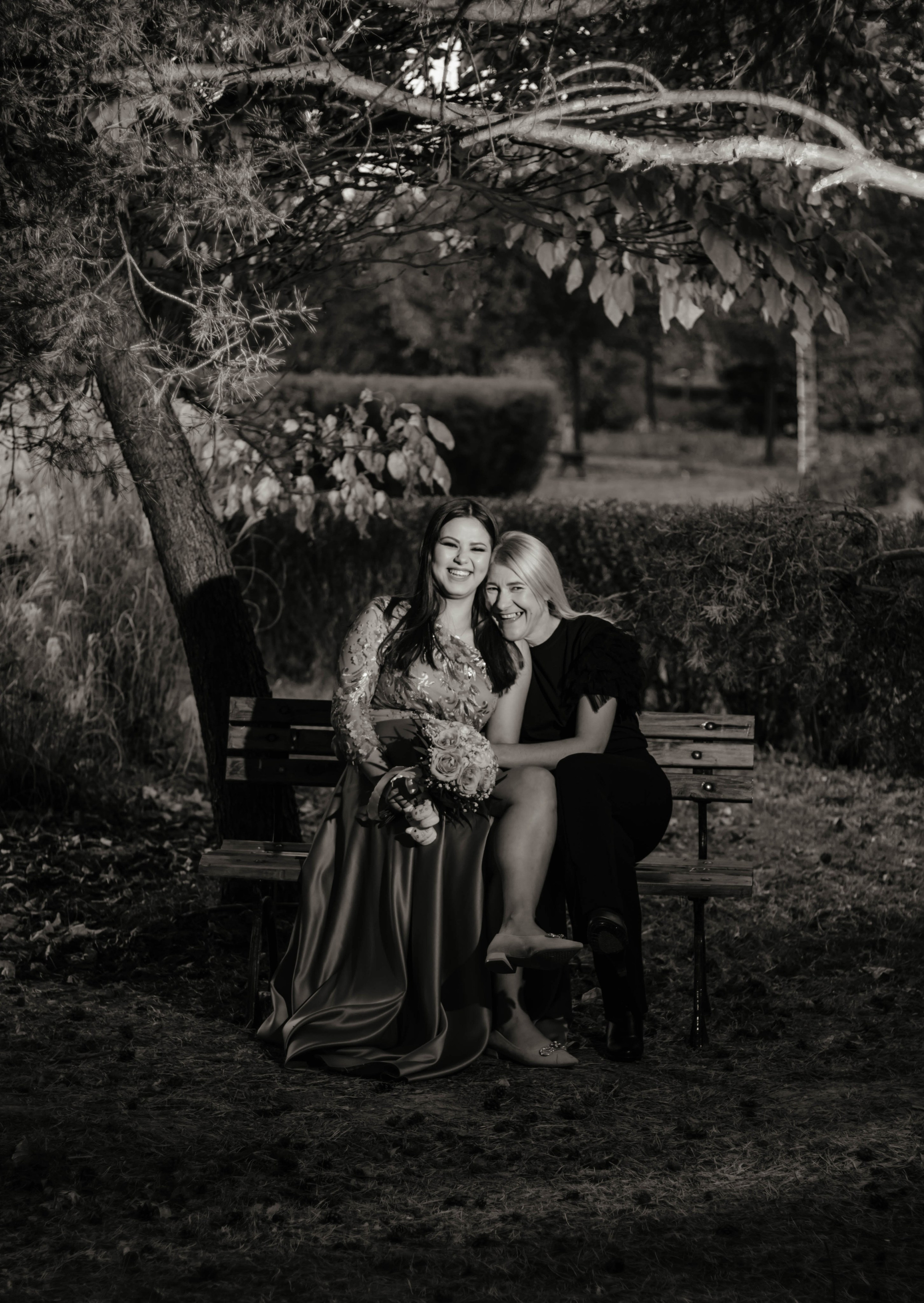 Nicoleta & Florin. Fotograf si videograf — evenimente si studio