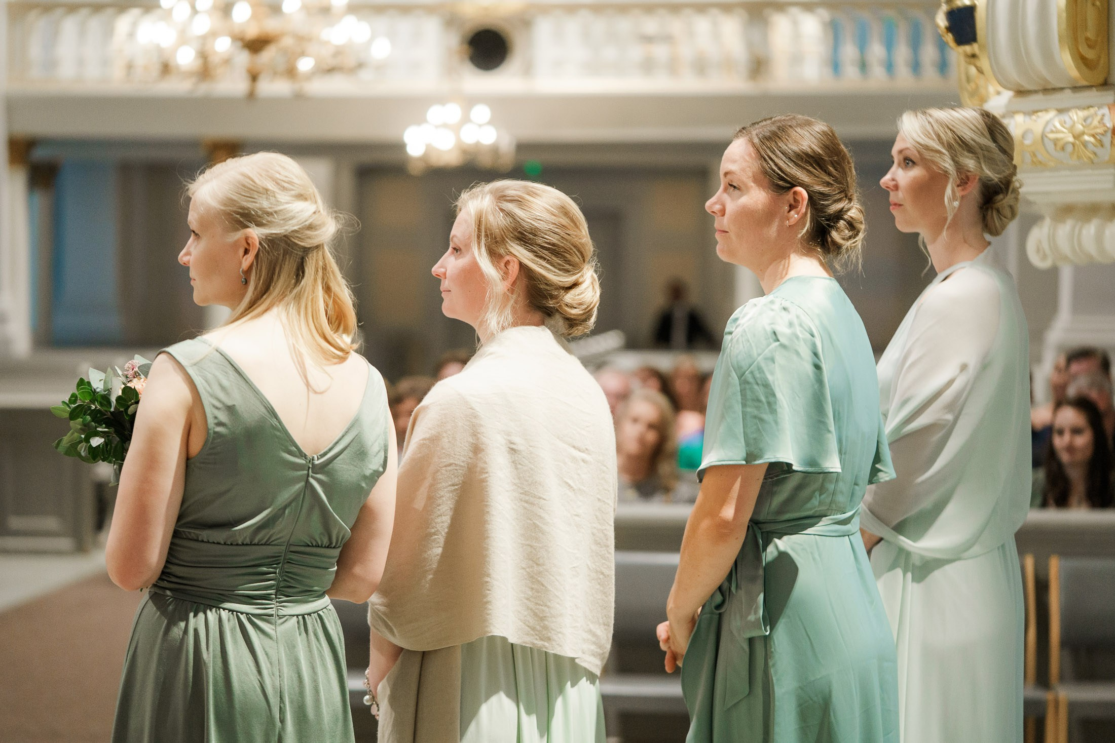 M&P, häävalokuvaus Klaus K, Rake-sali ja Helsingin vanha kirkko