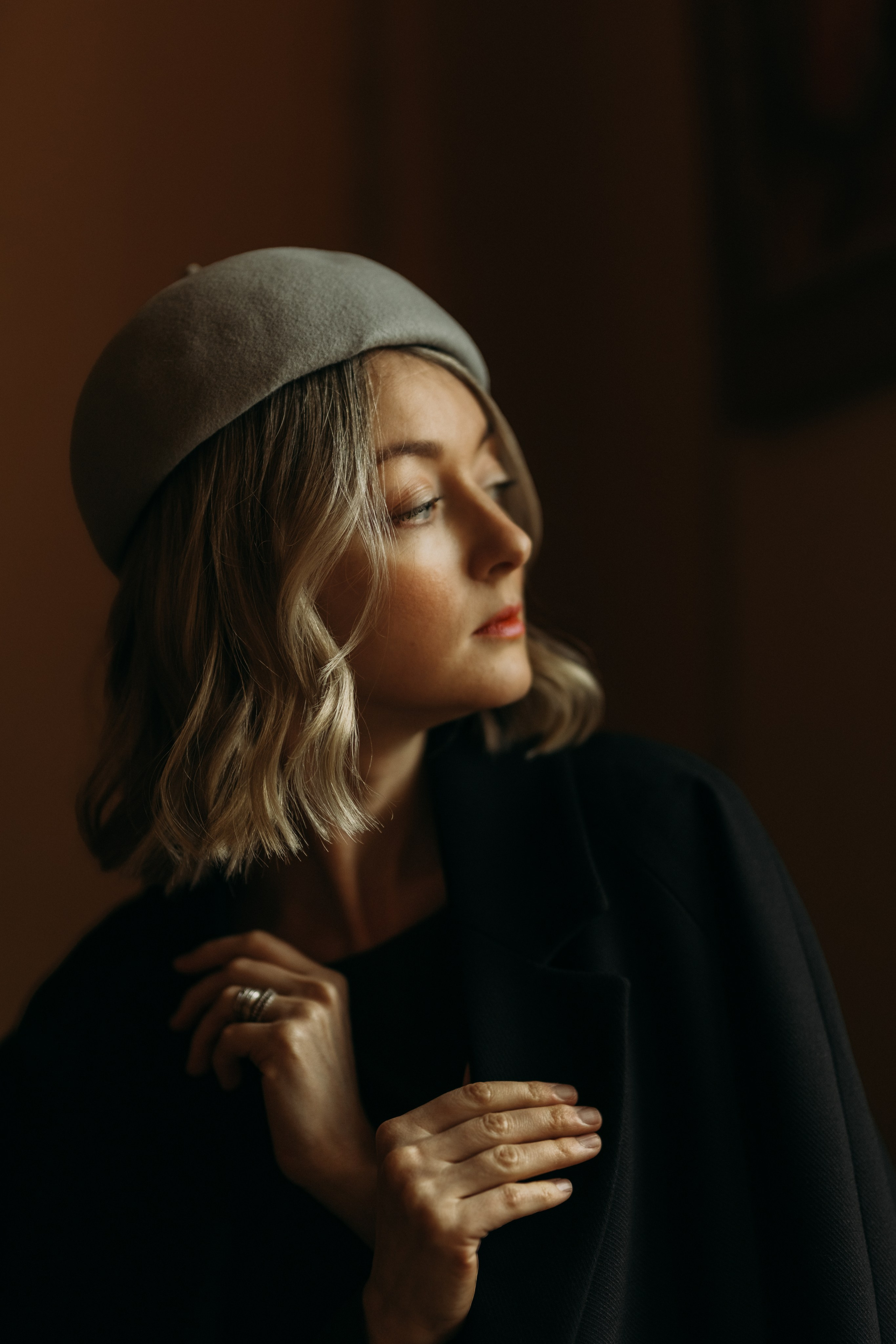 Woman phoshoot. Wedding and portrait photographer in Helsinki Vickan O