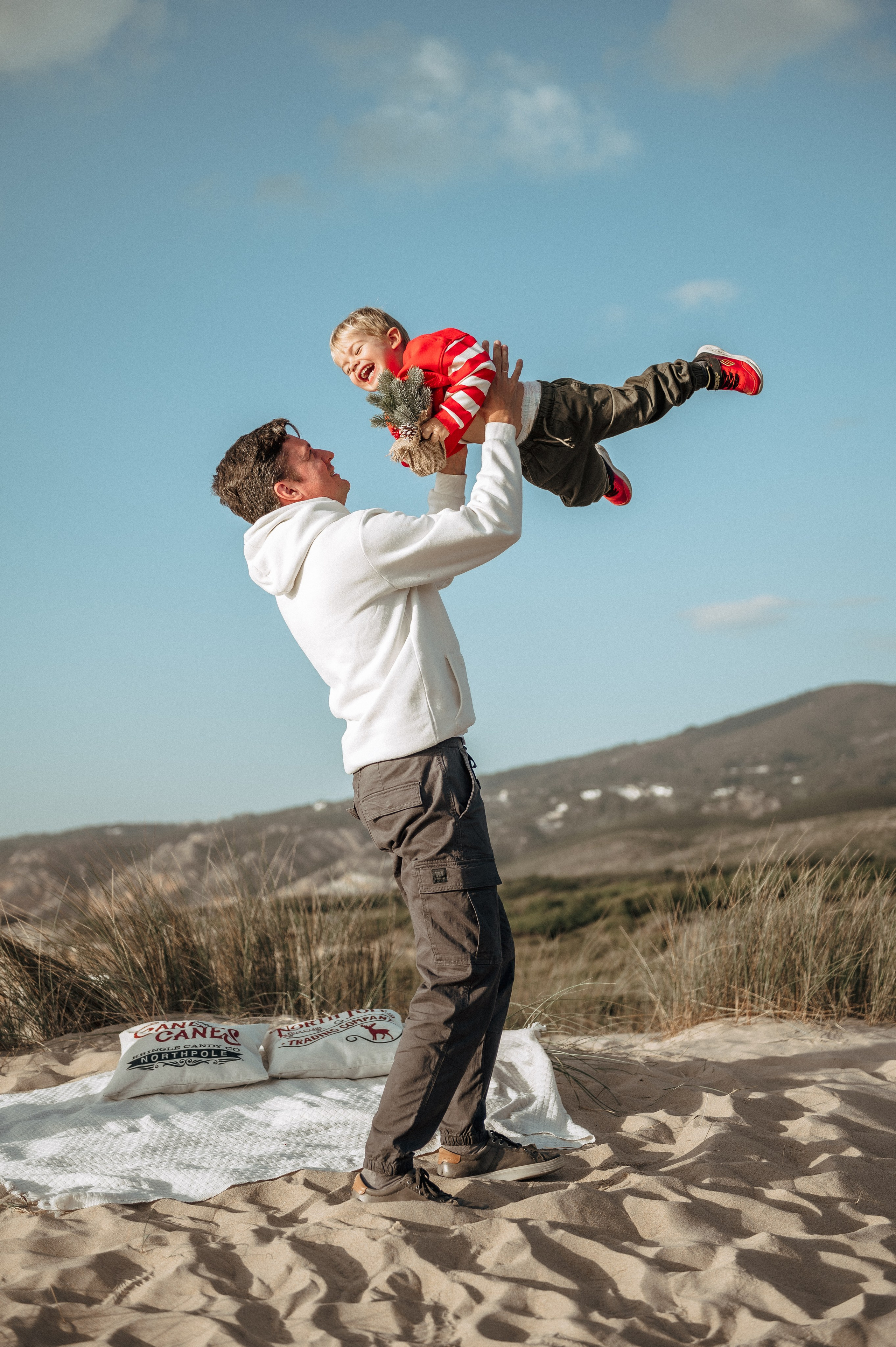 Sessão Fotográfica de Natal em Família na Praia, Sessão Fotográfica na Praia em Portugal, Sessão Fotográfica na Praia do Guincho, Sessão Fotográfica de Ano Novo em Família na Praia