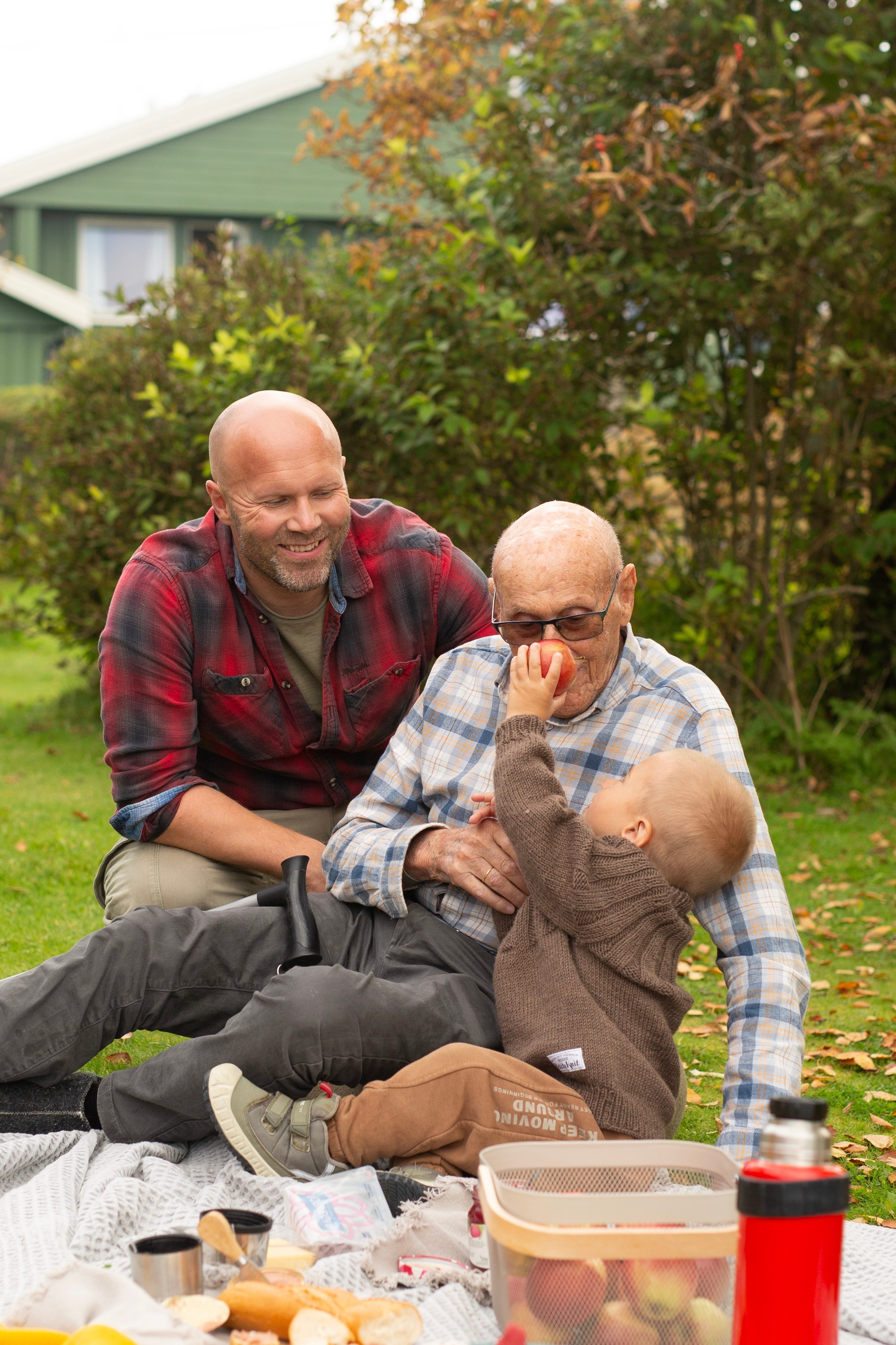 Piknick. Family and real state photographer in Haugesund Dina Vikra