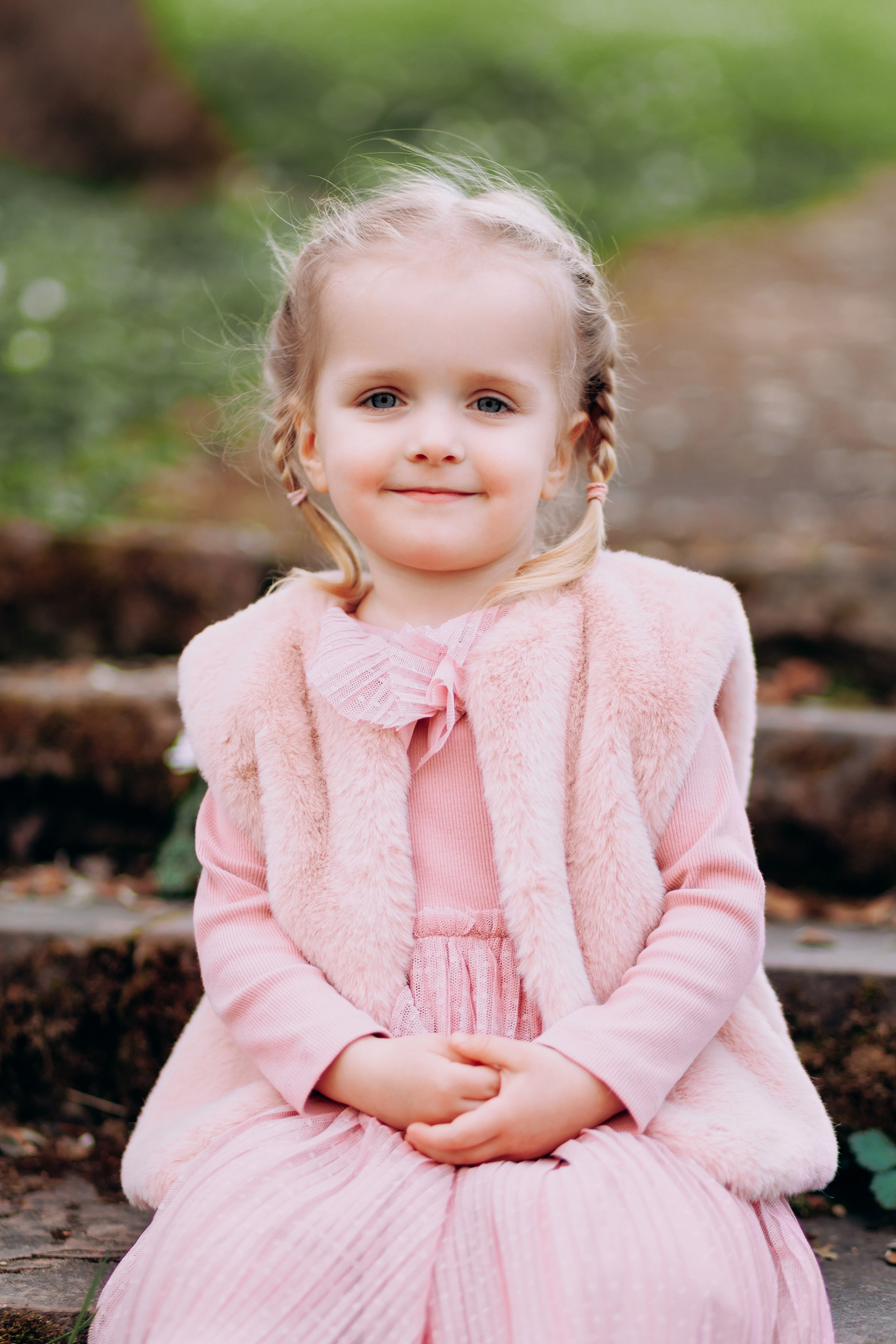 Tatiana, Alisa, Daria. Wedding and Family Photograph