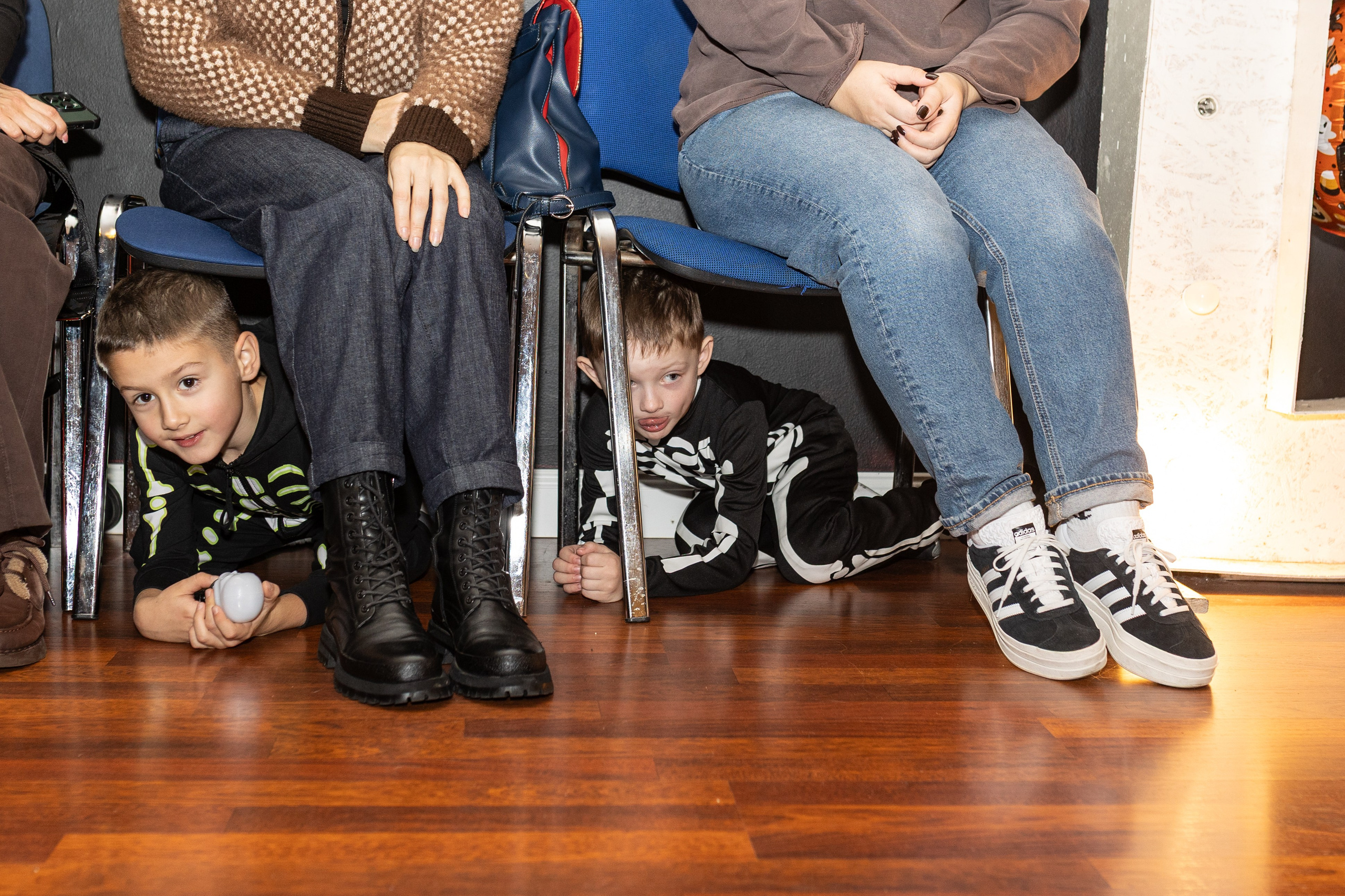 Leo dance studio Helloween 2025. Семейный и детский фотограф в Варшаве Мила Бобровская