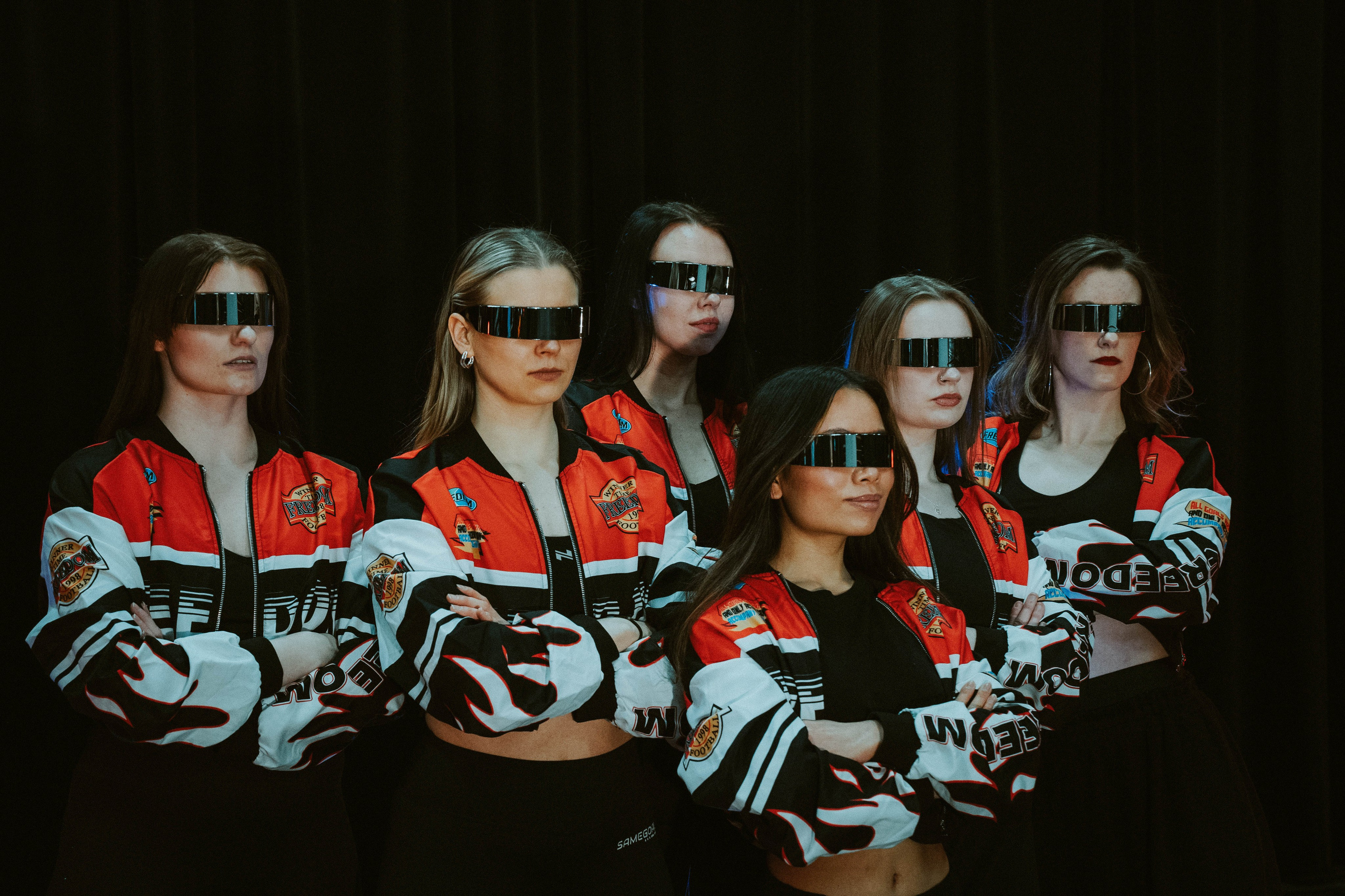 Tanssiryhmät. VEKE MEDIA