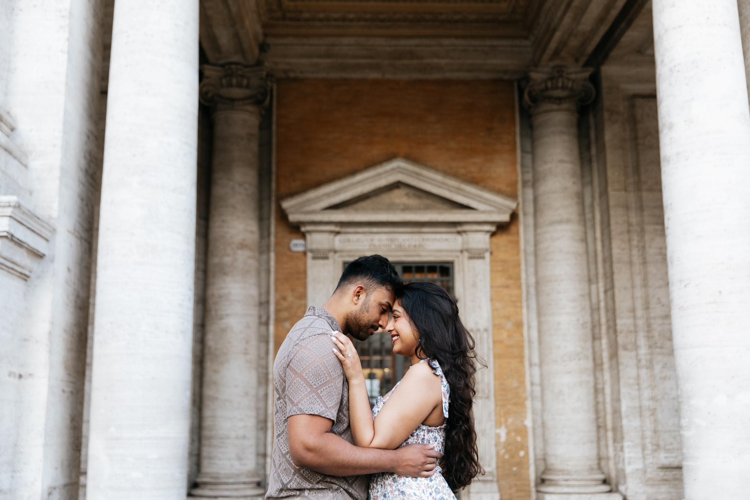 Couple photoshoot in Rome. Photographer in Rome