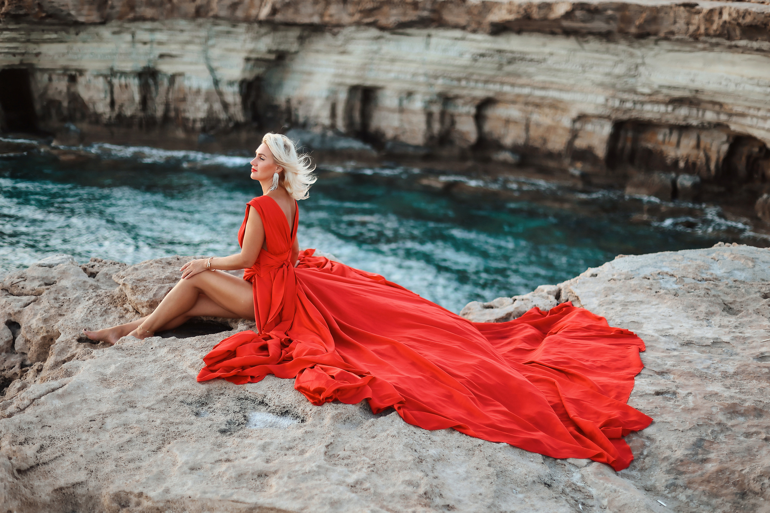 Индивидуальная фотосессия в летящем платье, Айя-Напа. Июнь, 2022. Kipriotka. Ваш фотограф на Кипре (Айя-Напа, Протарас)