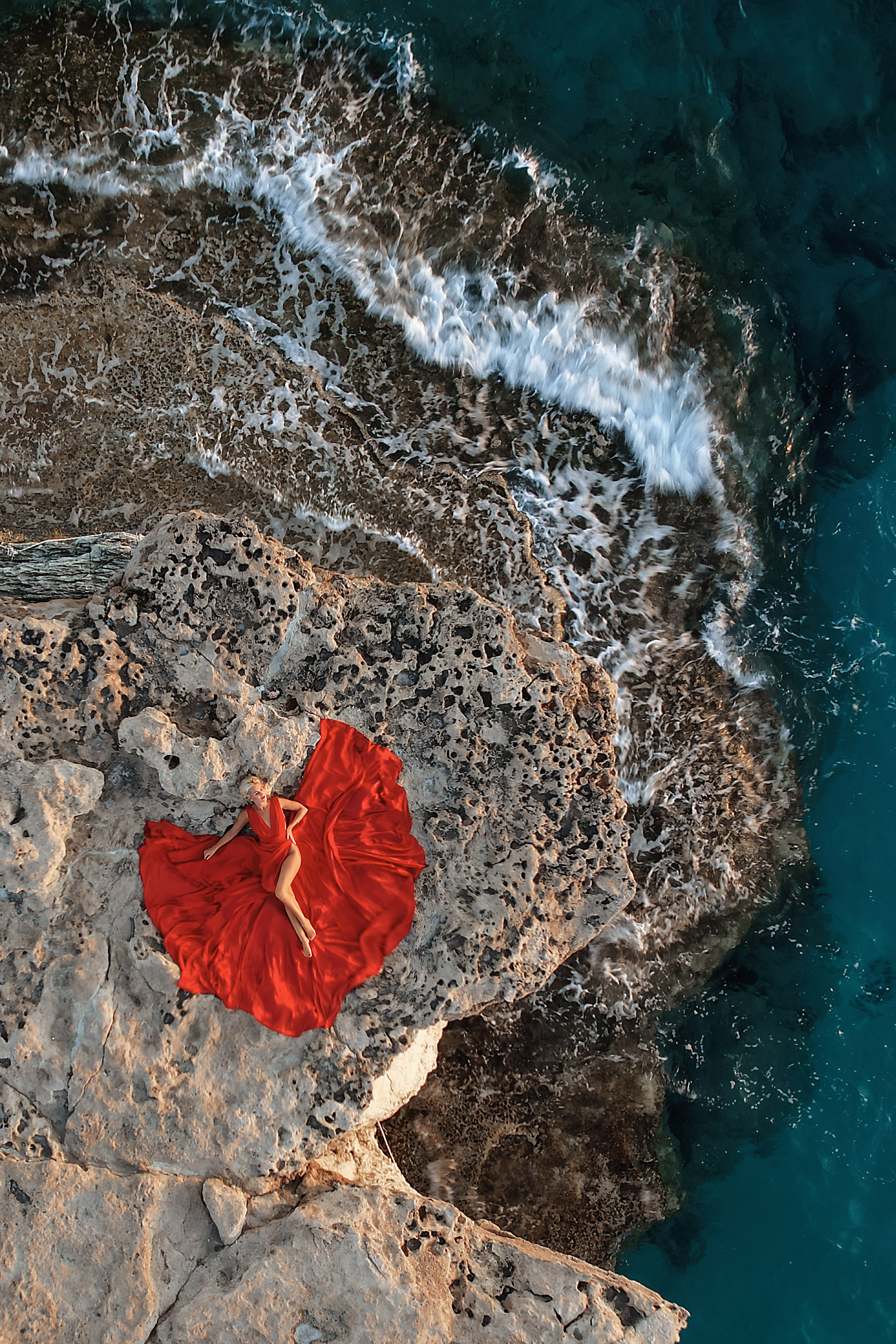 Индивидуальная фотосессия в летящем платье, Айя-Напа. Июнь, 2022. Kipriotka. Ваш фотограф на Кипре (Айя-Напа, Протарас)