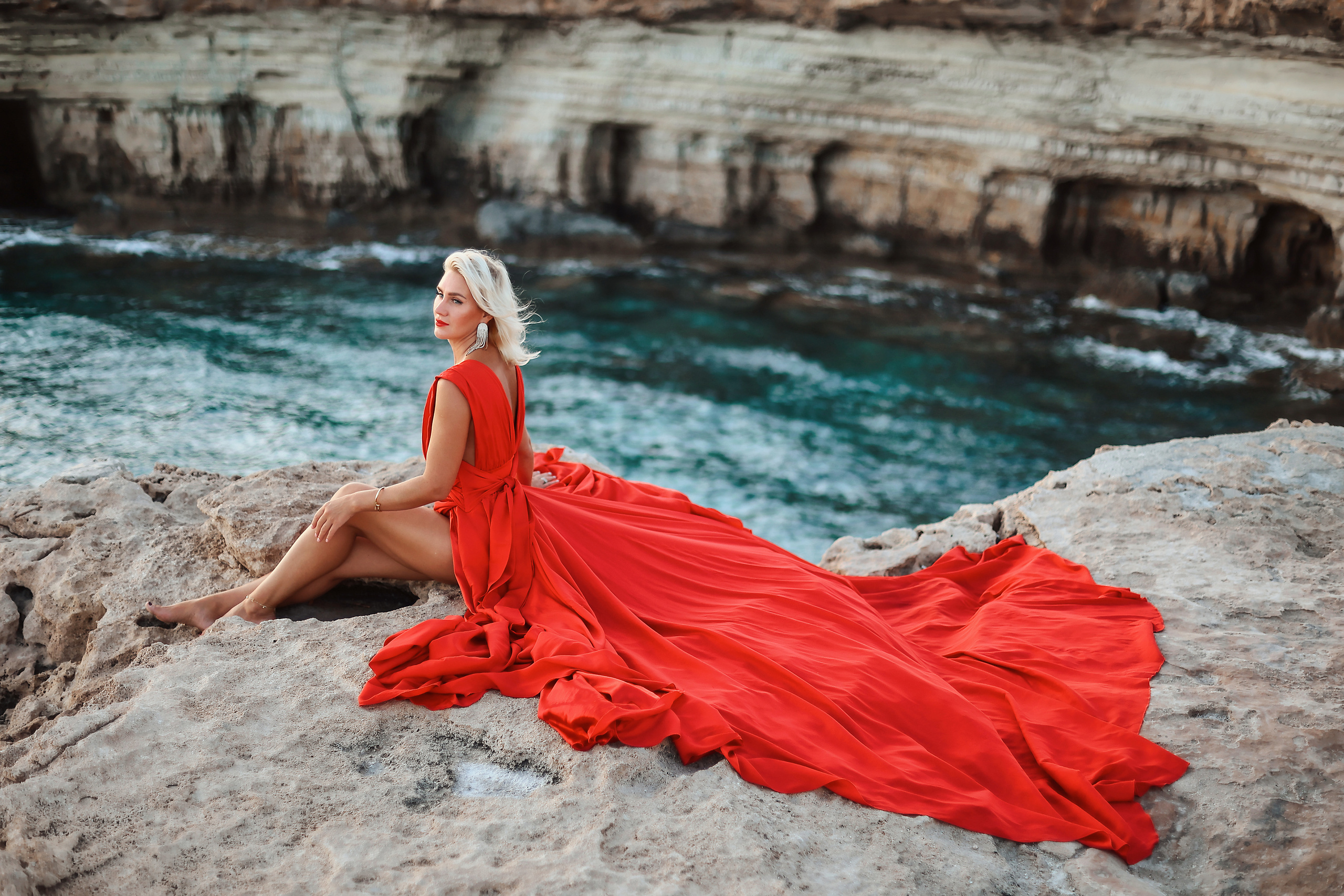 Индивидуальная фотосессия в летящем платье, Айя-Напа. Июнь, 2022. Kipriotka. Ваш фотограф на Кипре (Айя-Напа, Протарас)