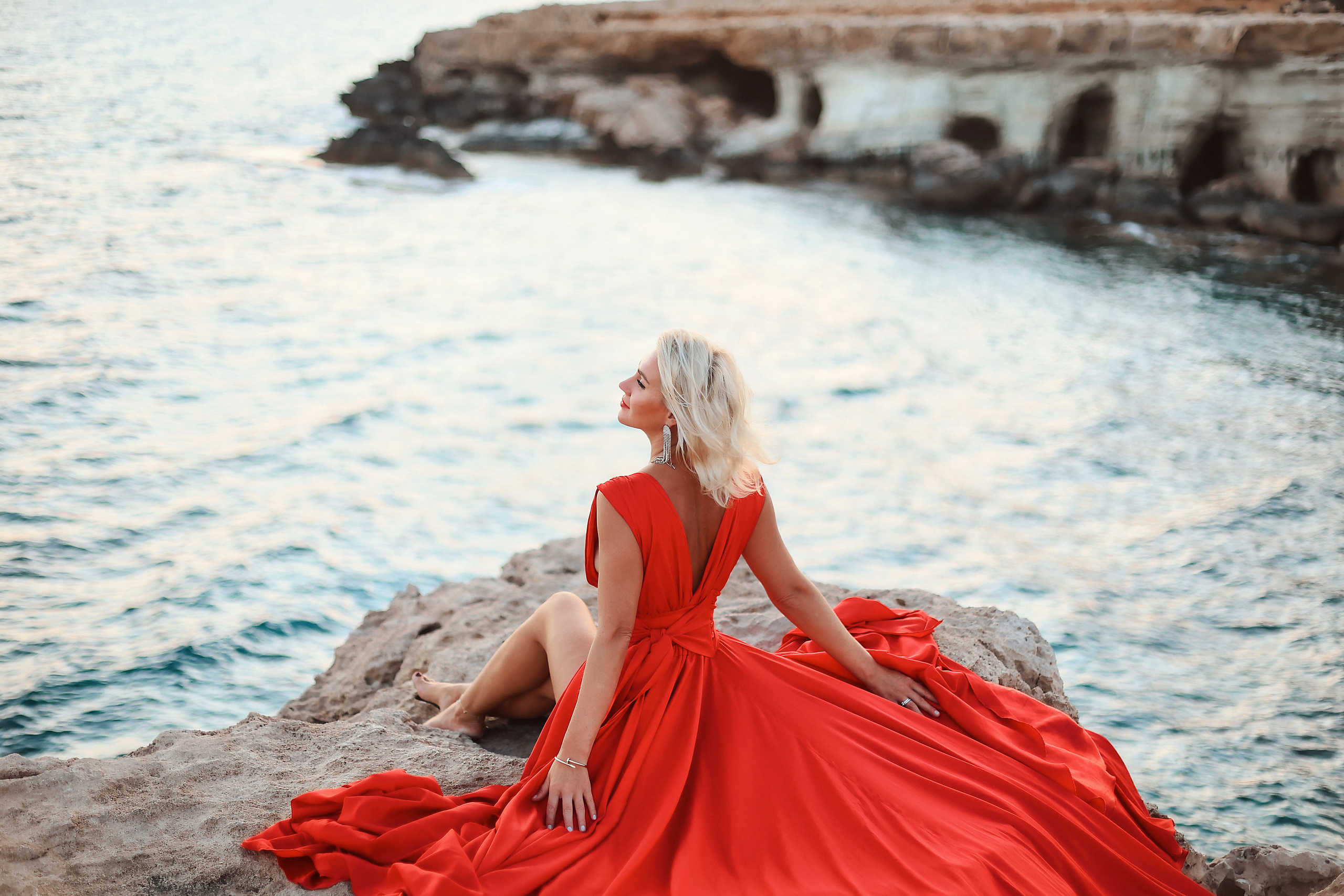 Индивидуальная фотосессия в летящем платье, Айя-Напа. Июнь, 2022. Kipriotka. Ваш фотограф на Кипре (Айя-Напа, Протарас)