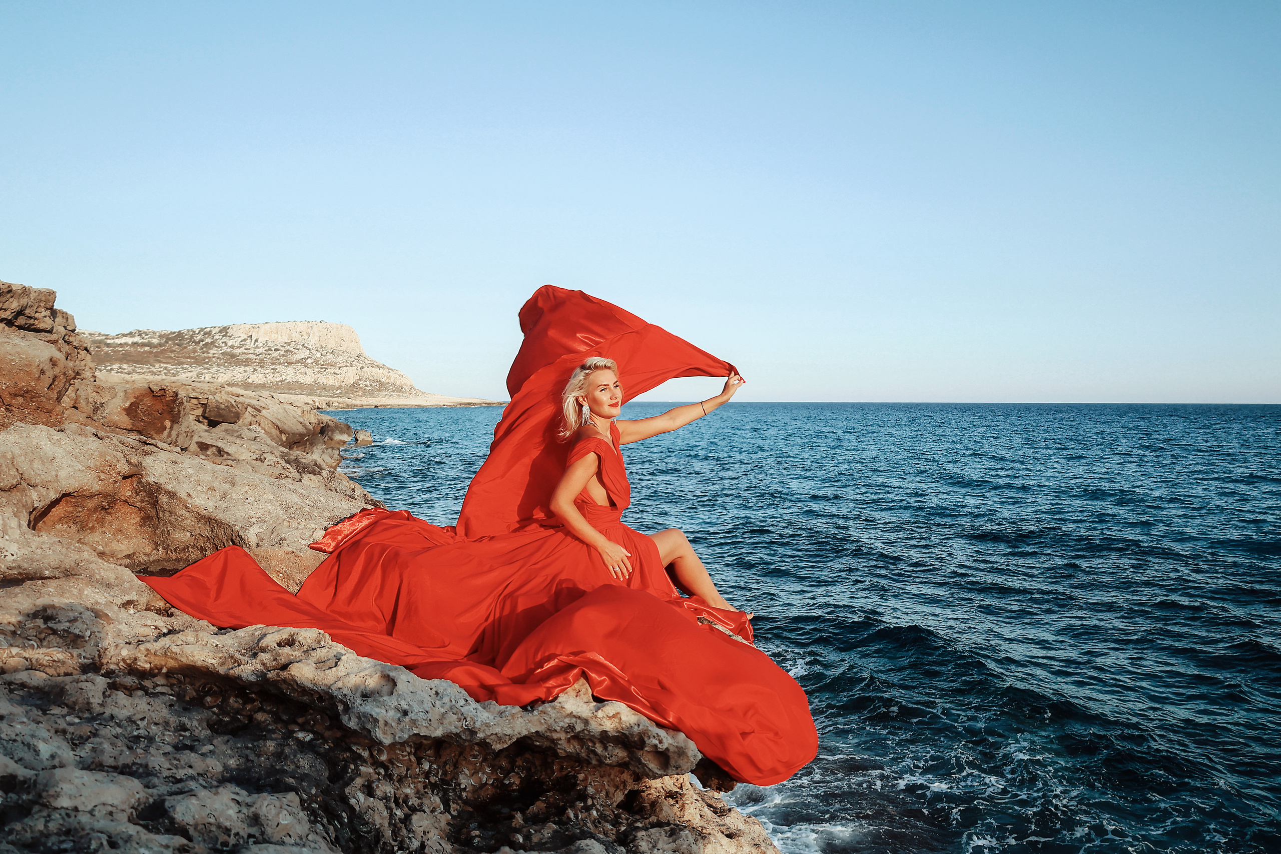 Индивидуальная фотосессия в летящем платье, Айя-Напа. Июнь, 2022. Kipriotka. Ваш фотограф на Кипре (Айя-Напа, Протарас)