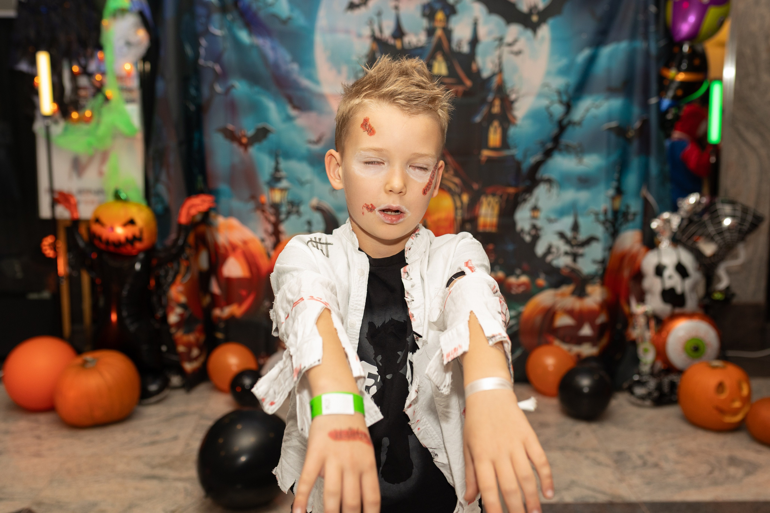 Leo dance studio Helloween 2025. Семейный и детский фотограф в Варшаве Мила Бобровская