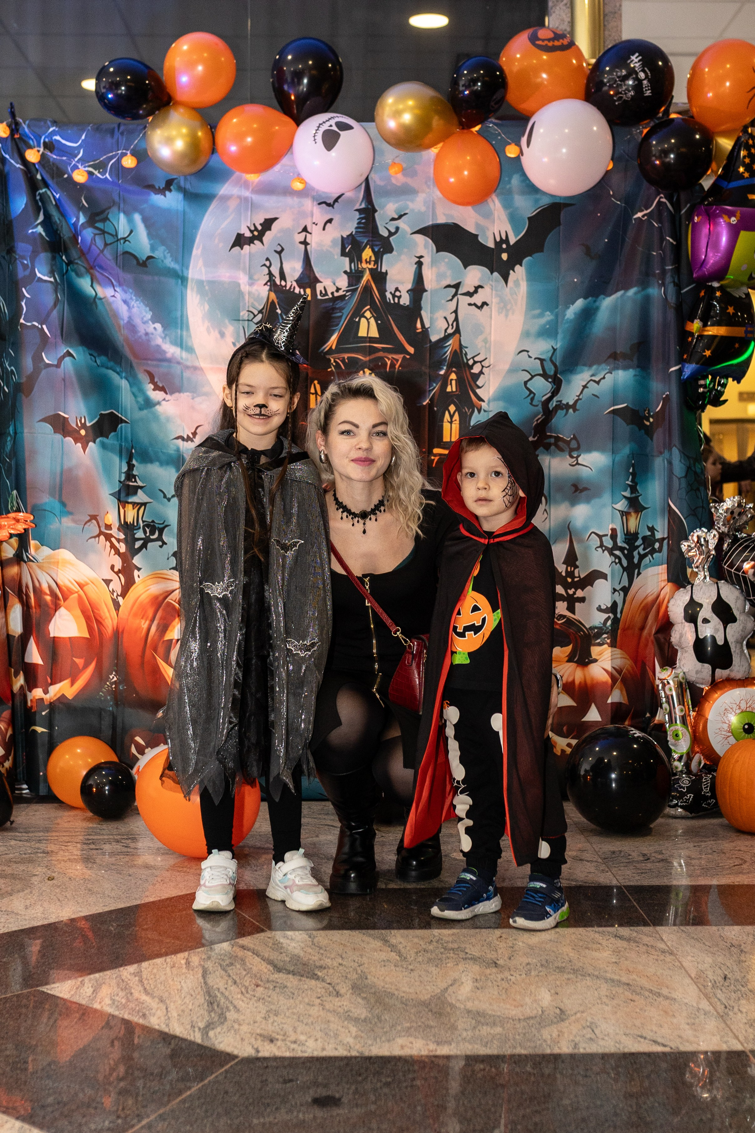 Leo dance studio Helloween 2025. Семейный и детский фотограф в Варшаве Мила Бобровская