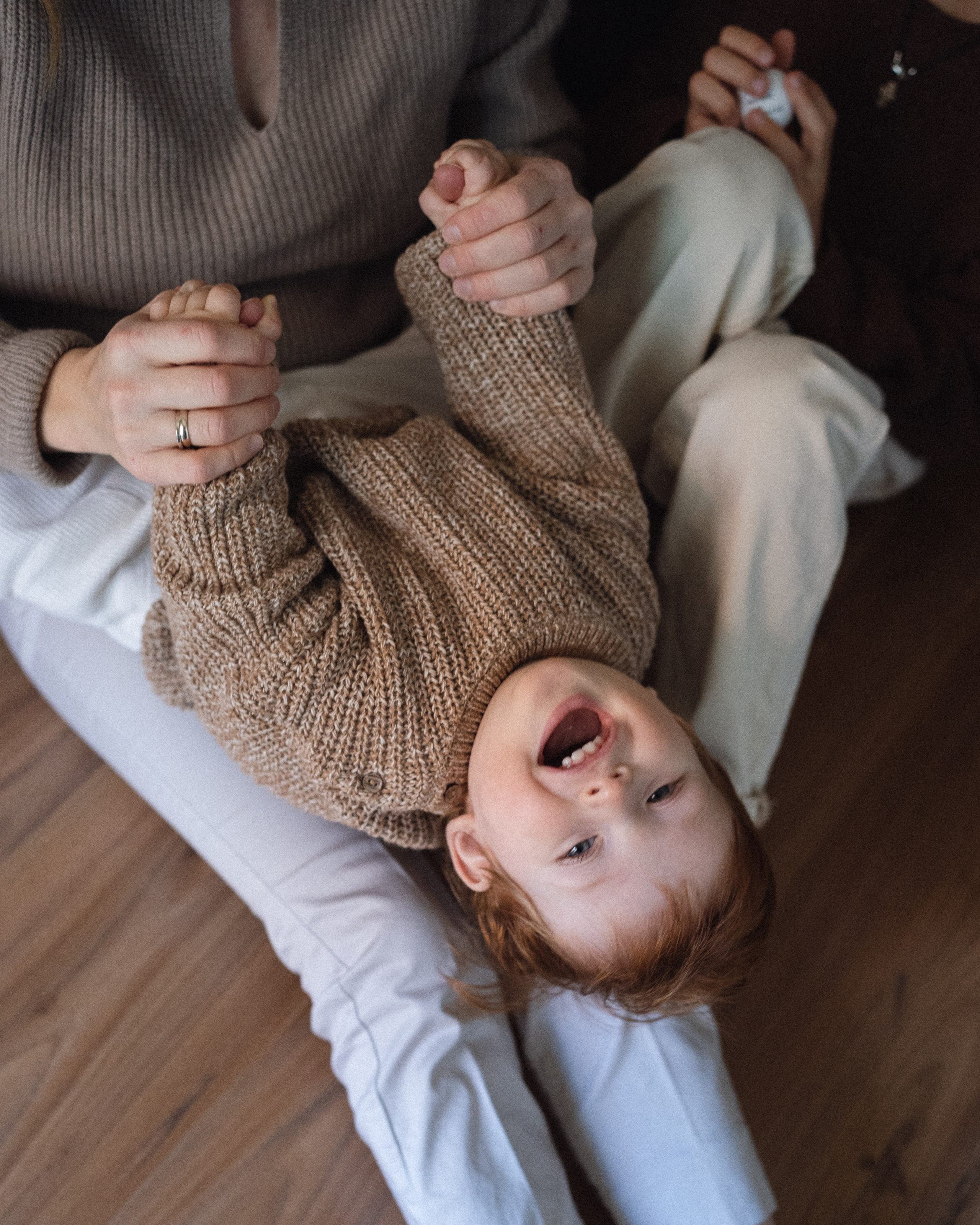 Family Photoshoot Spain with kids. Photographer in Madrid, Spain. Alyona Belyaninova