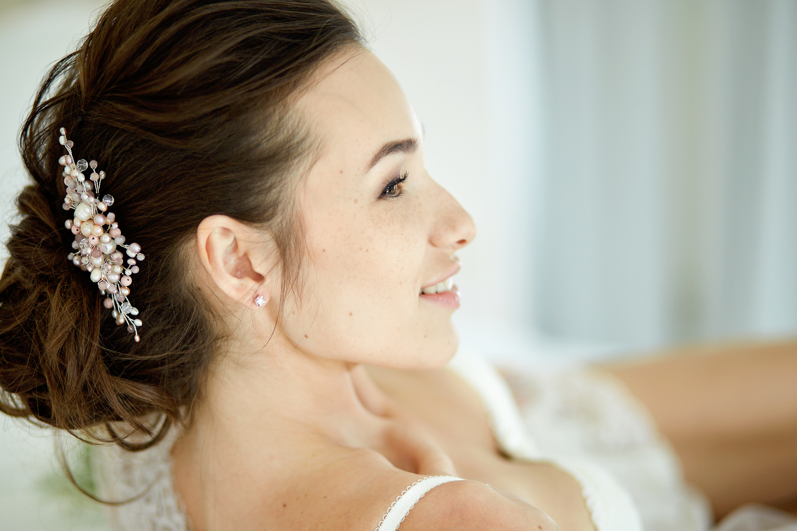 Юля, утро невесты. Фотограф в Барселоне, в Испании, по всей Европе - Андрей Пасечник. Тел