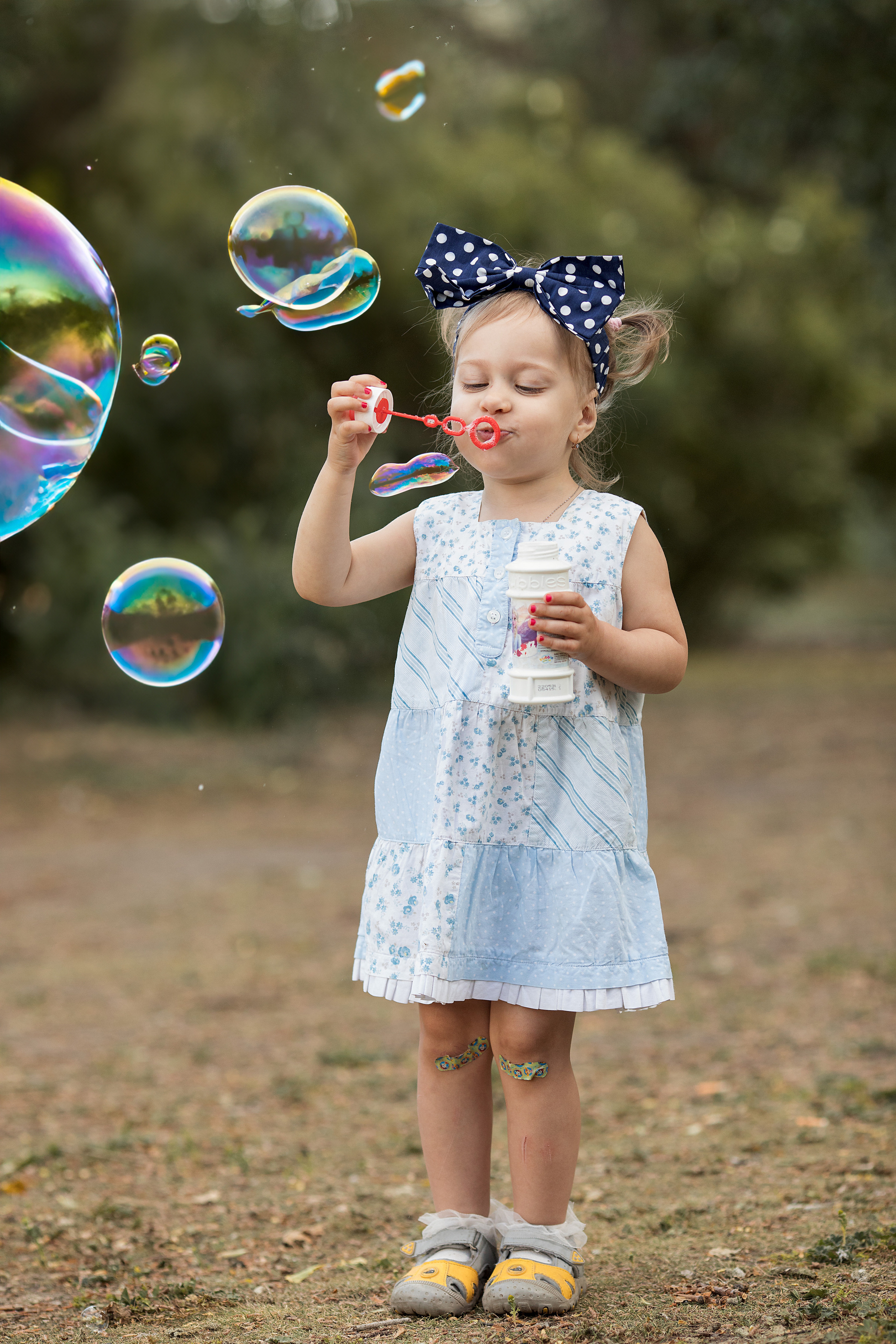 Äidin kanssa puistossa. Ekaterina Mansur, muotokuvafotografi Suomessa (Helsingissä ja Uudellam