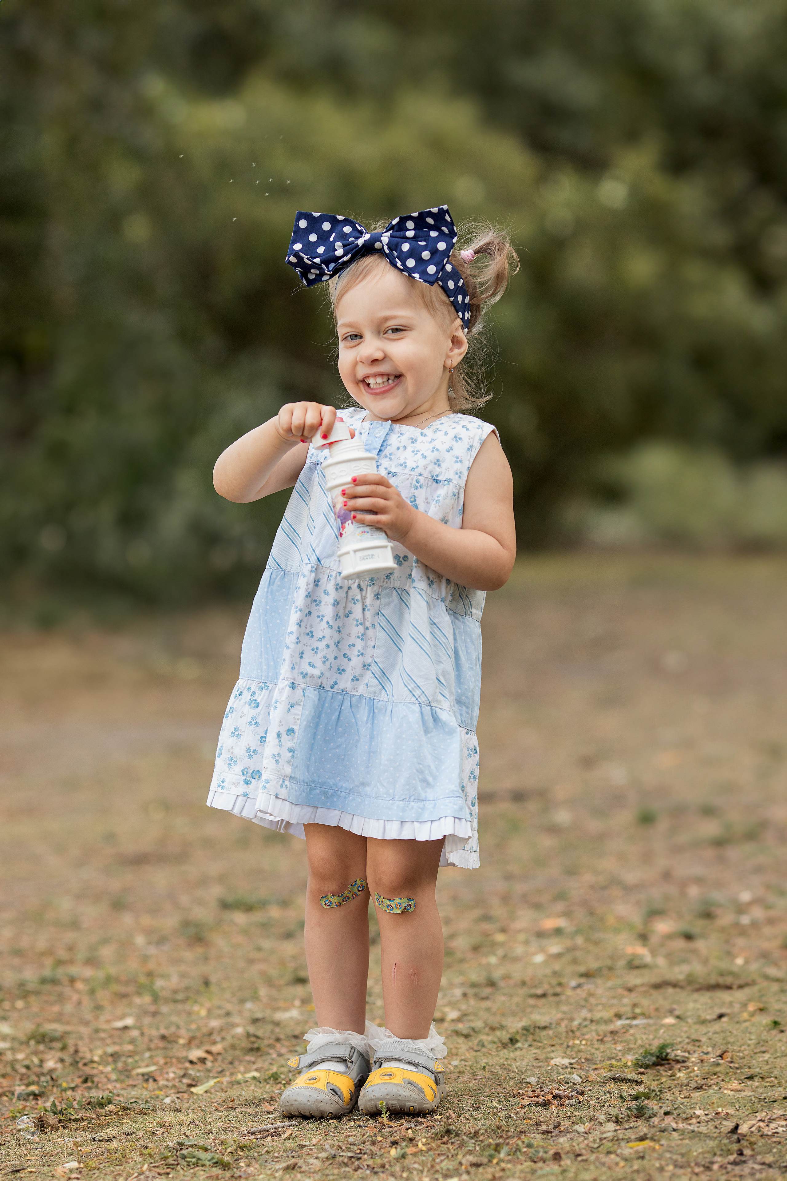 Äidin kanssa puistossa. Ekaterina Mansur, muotokuvafotografi Suomessa (Helsingissä ja Uudellam