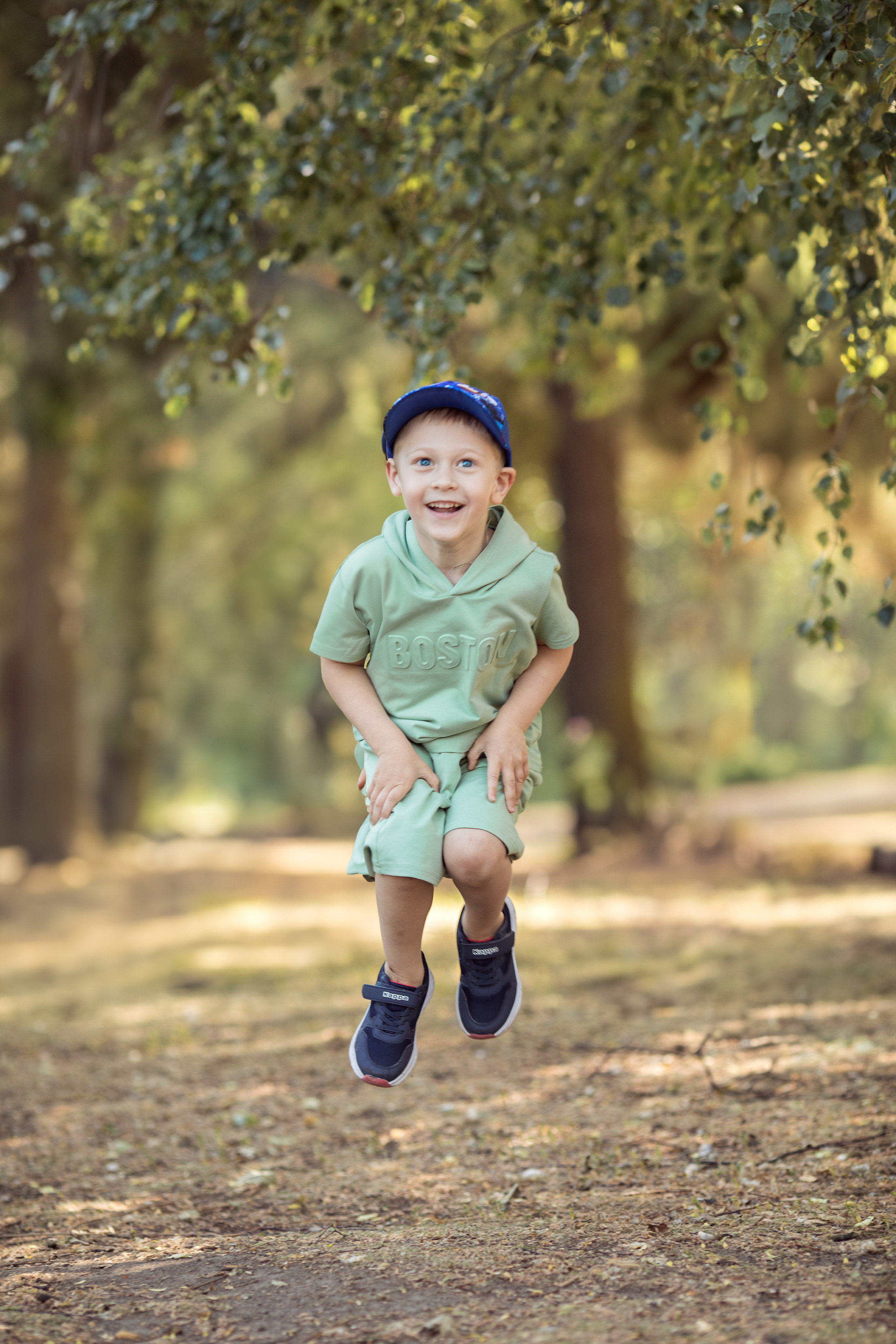 Äidin kanssa puistossa. Ekaterina Mansur, muotokuvafotografi Suomessa (Helsingissä ja Uudellam