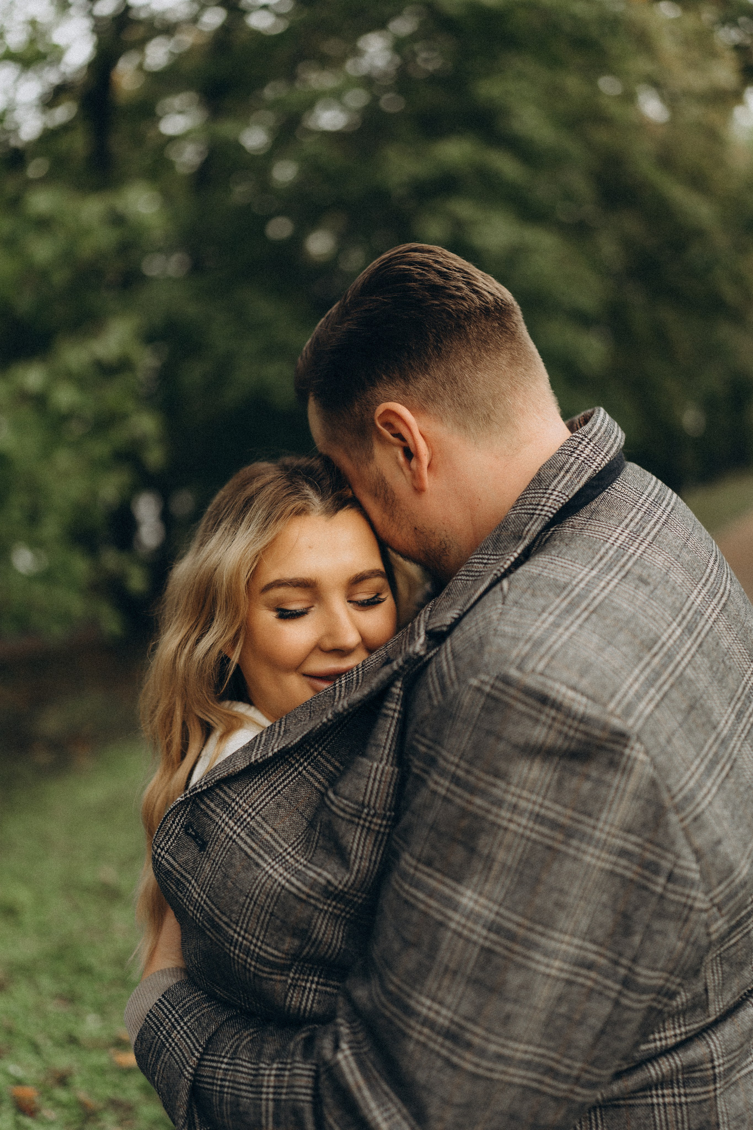 J&A. Wedding and portrait photographer in Helsinki Vickan O