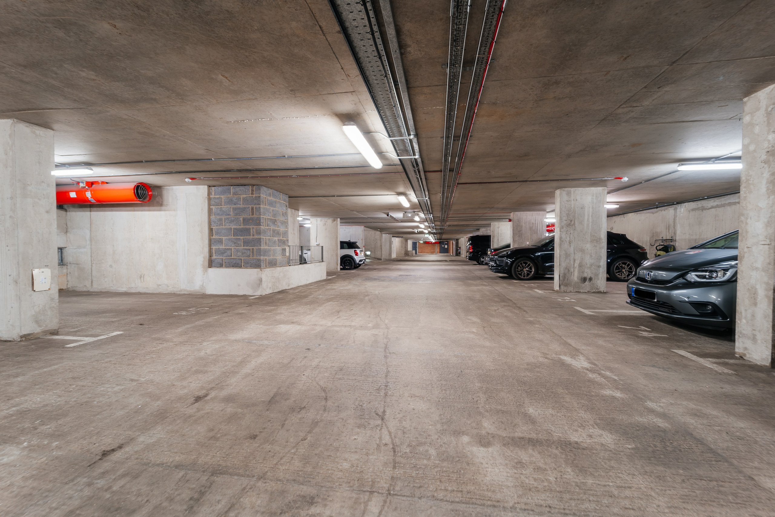 Photography of a 2 bedroom flat. Photographer in England Ekaterina Romanova