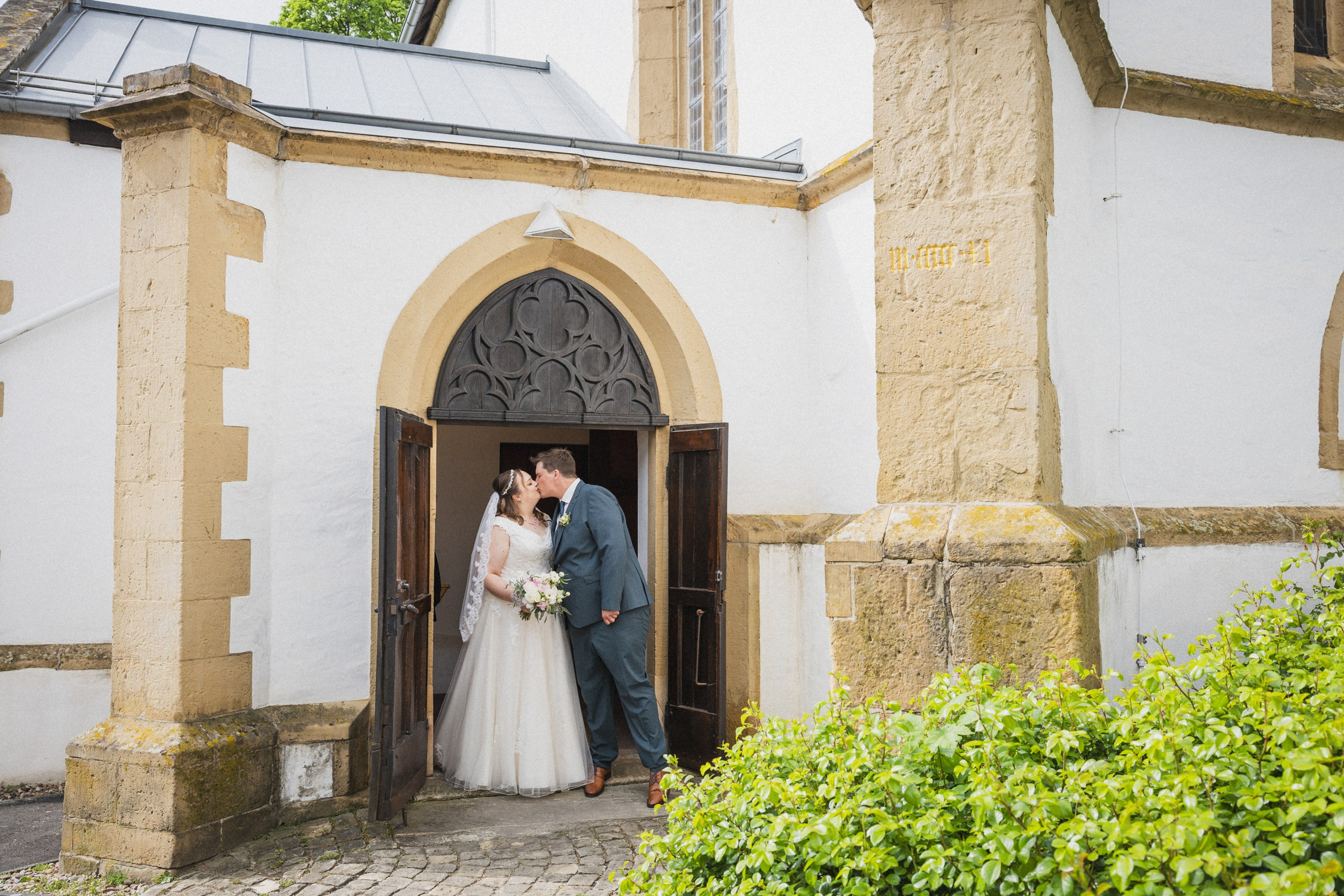 Kirchliche Trauung in Oerlinghausen. Hochzeitfotograf in Bielefeld