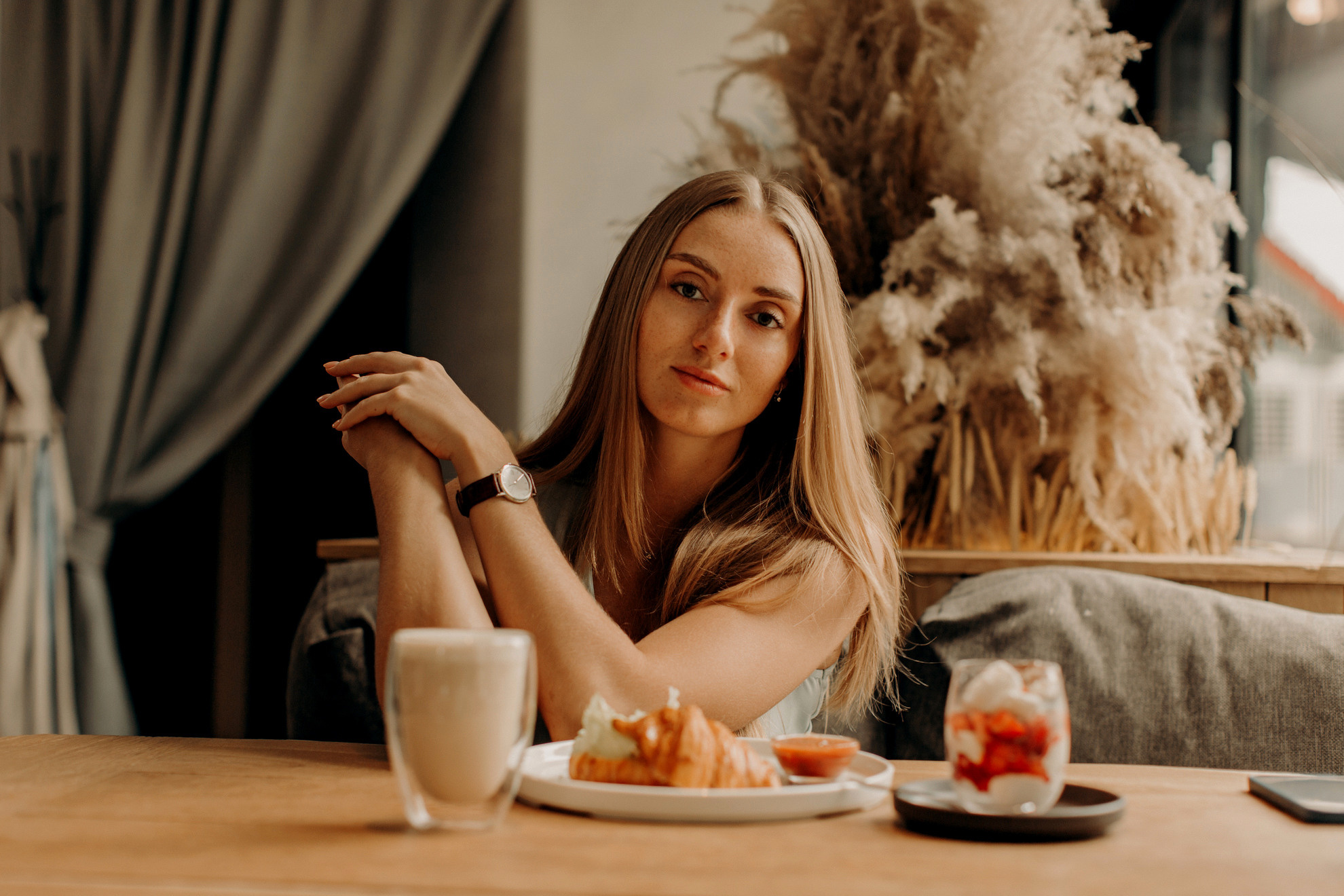 Cafe. Familien- und Hochzeitsfotografin in Frankfurt am Main Alina Braun
