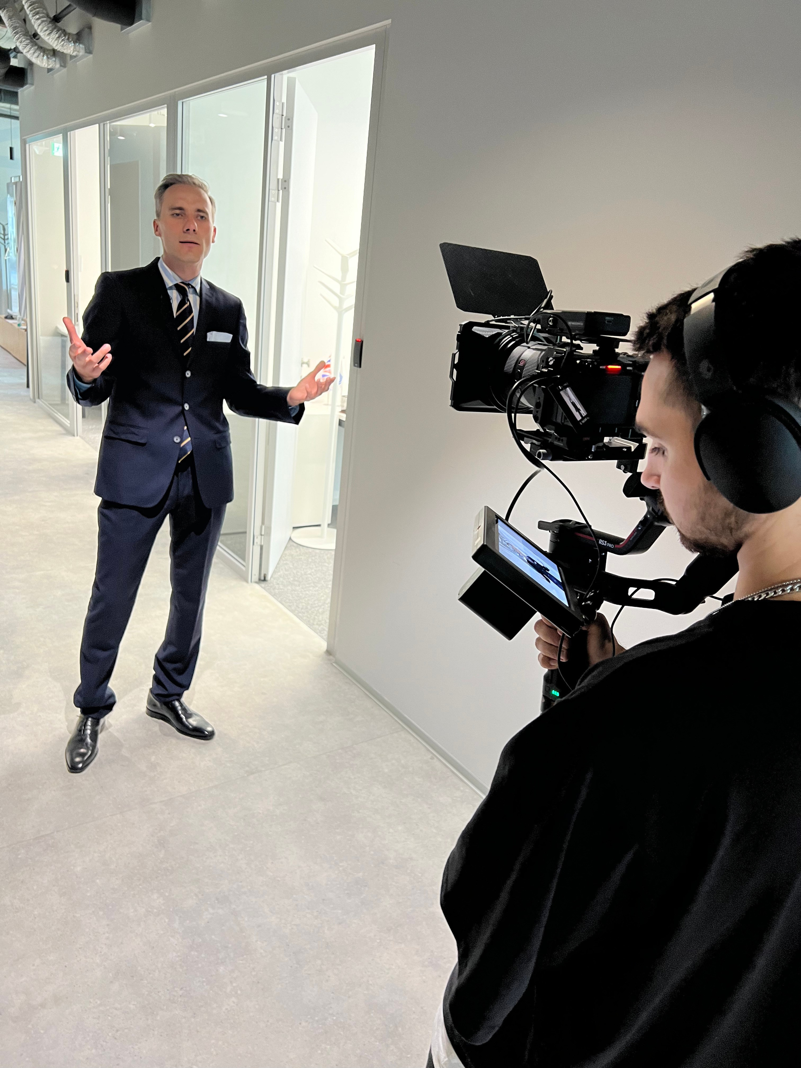Behind the Scenes — How We Work. Video production and videography services in Vienna