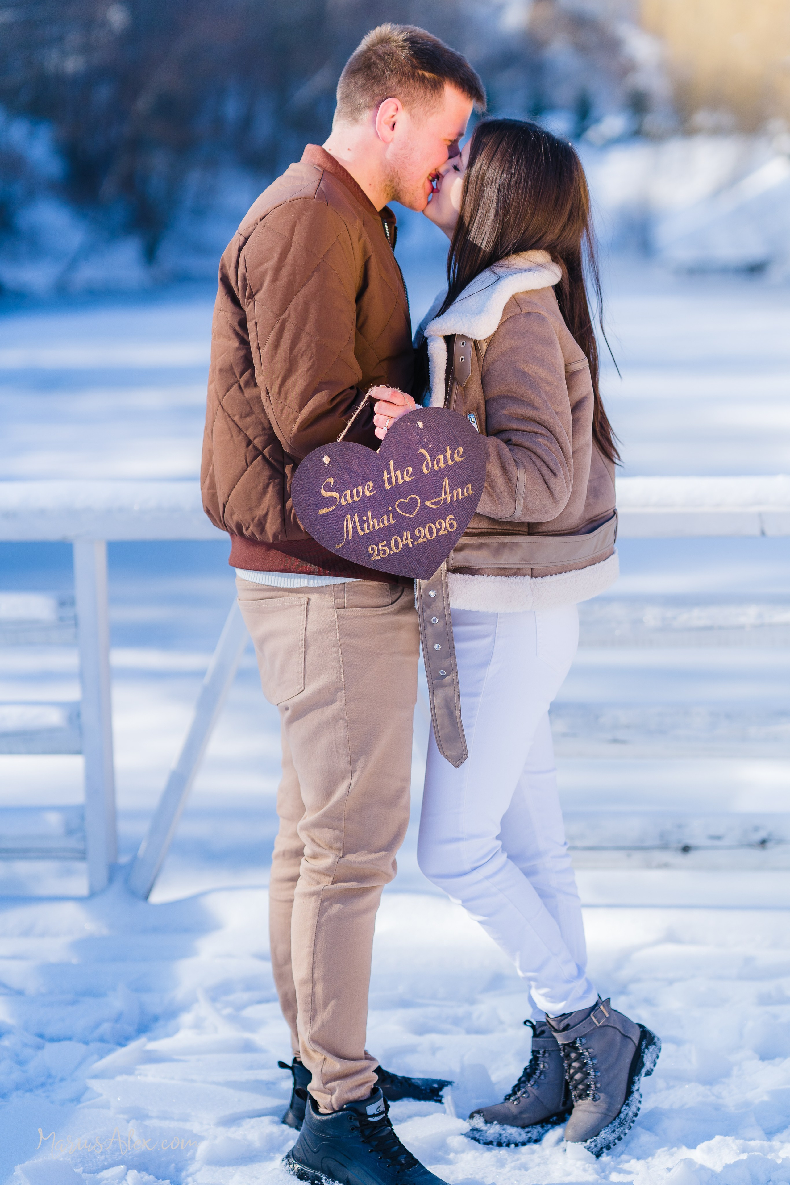 Ana & Mihai - Save the Date. Marius Alex fotograf de eveniment si portret din Suceava