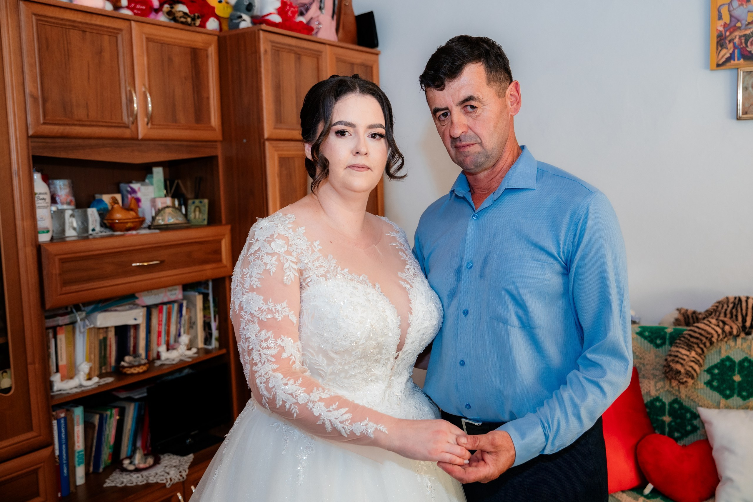 servicii foto. servicii foto Botoșani. servicii foto video Botoșani. fotograf nunta. fotograf evenimente. fotograf nunta Botoșani. Alin chirila. Alin chirila fotograf. Alinofotostudio.- Mire și mireasă – Sergiu & Liliana – ziua nunții, 2024  - Emoții în ziua nunții – Sergiu și Liliana  - Dansul mirilor – fotografie artistică nuntă 2024  - Sedinta foto romantică în natură – Sergiu & Liliana  - Rochia de mireasă și detalii de nuntă elegante