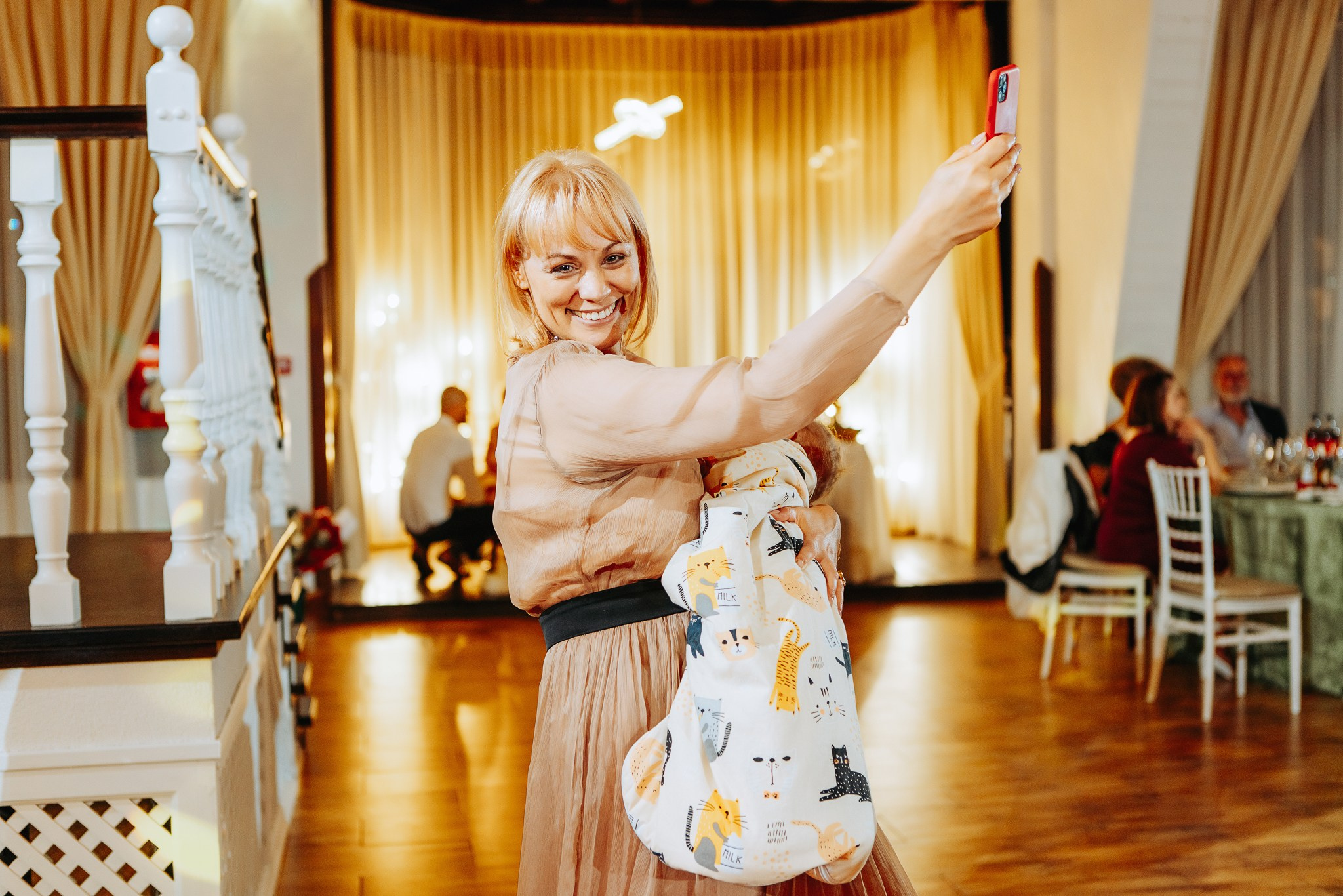 Radu si Diana. Wedding photographer and videographer