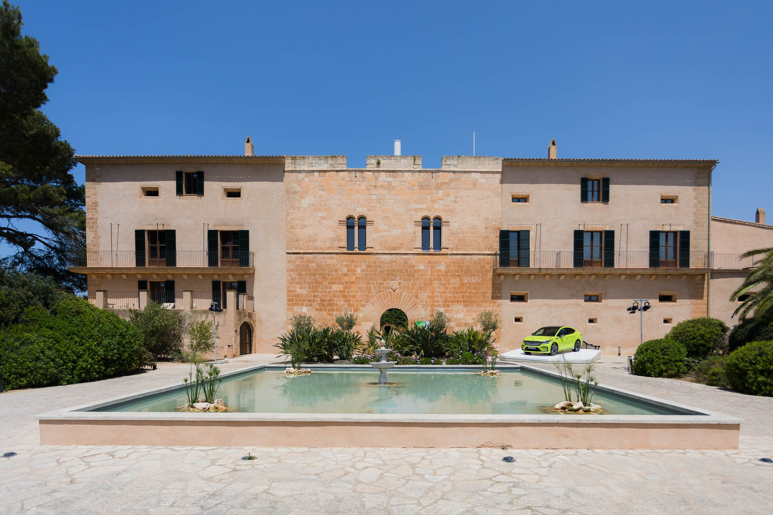 Skoda car presentation manufacturer in Mallorca. Mallorca Wedding, Corporate & Social Photographer