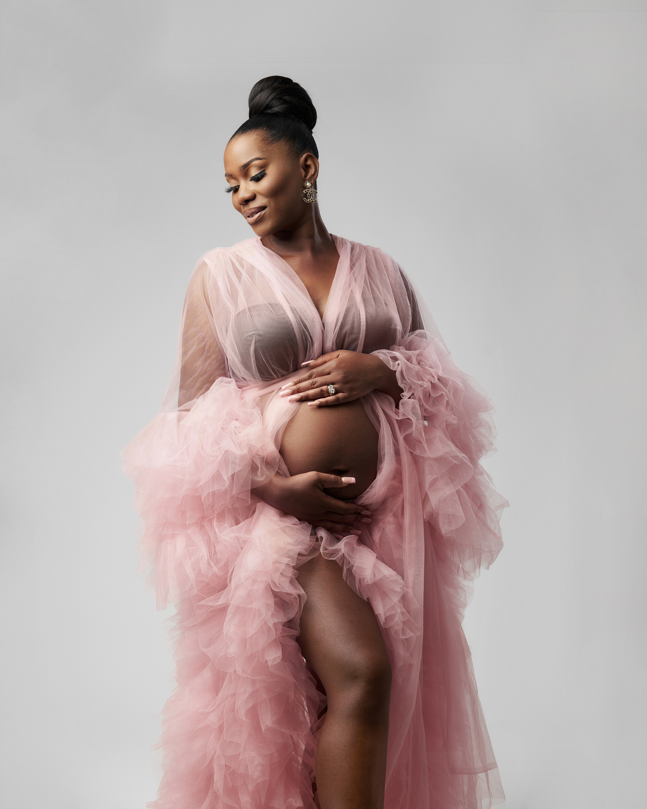 Pregnancy. Triple-A photo studio