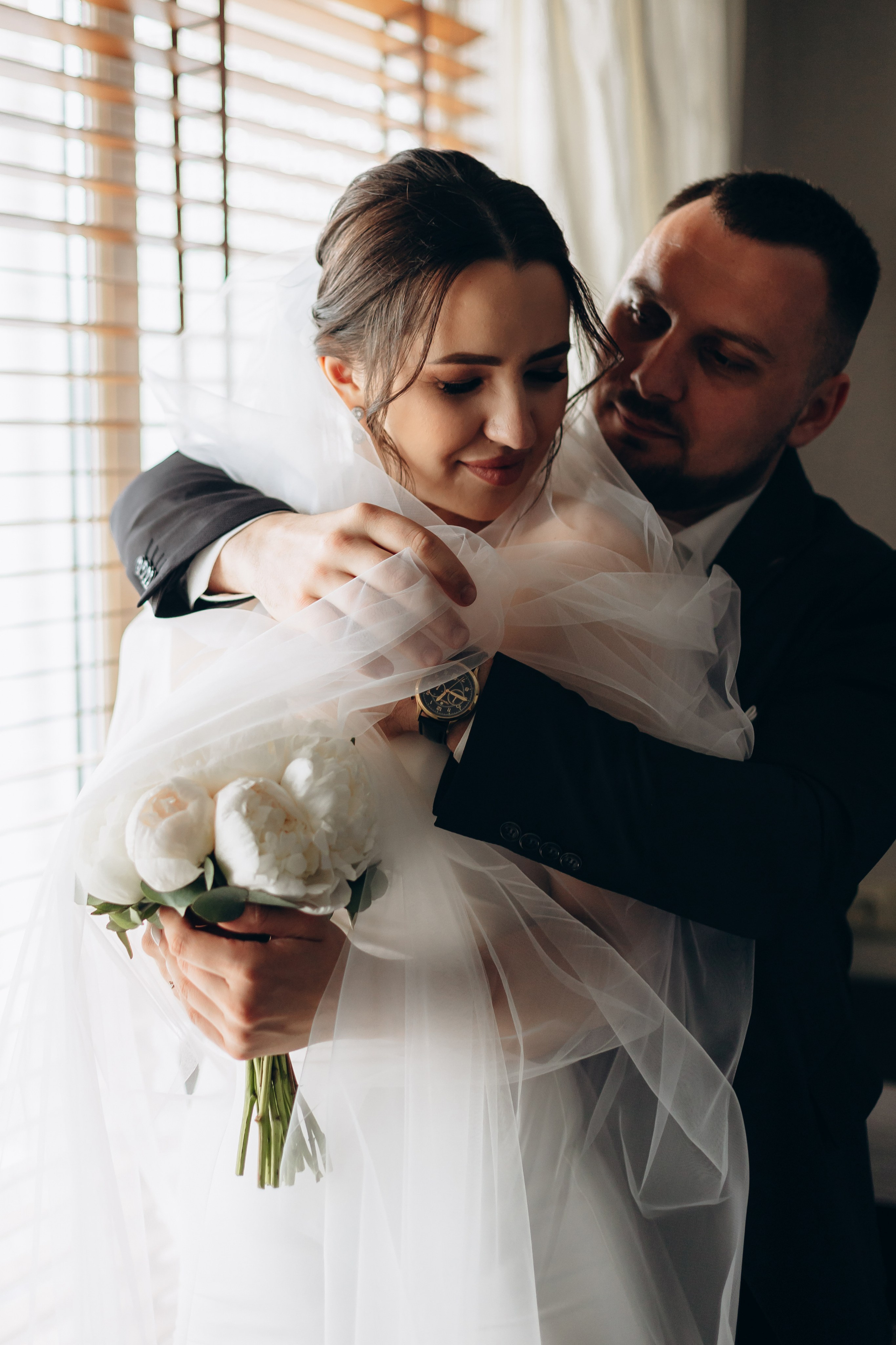 White Wedding. Wedding and Family Photograph