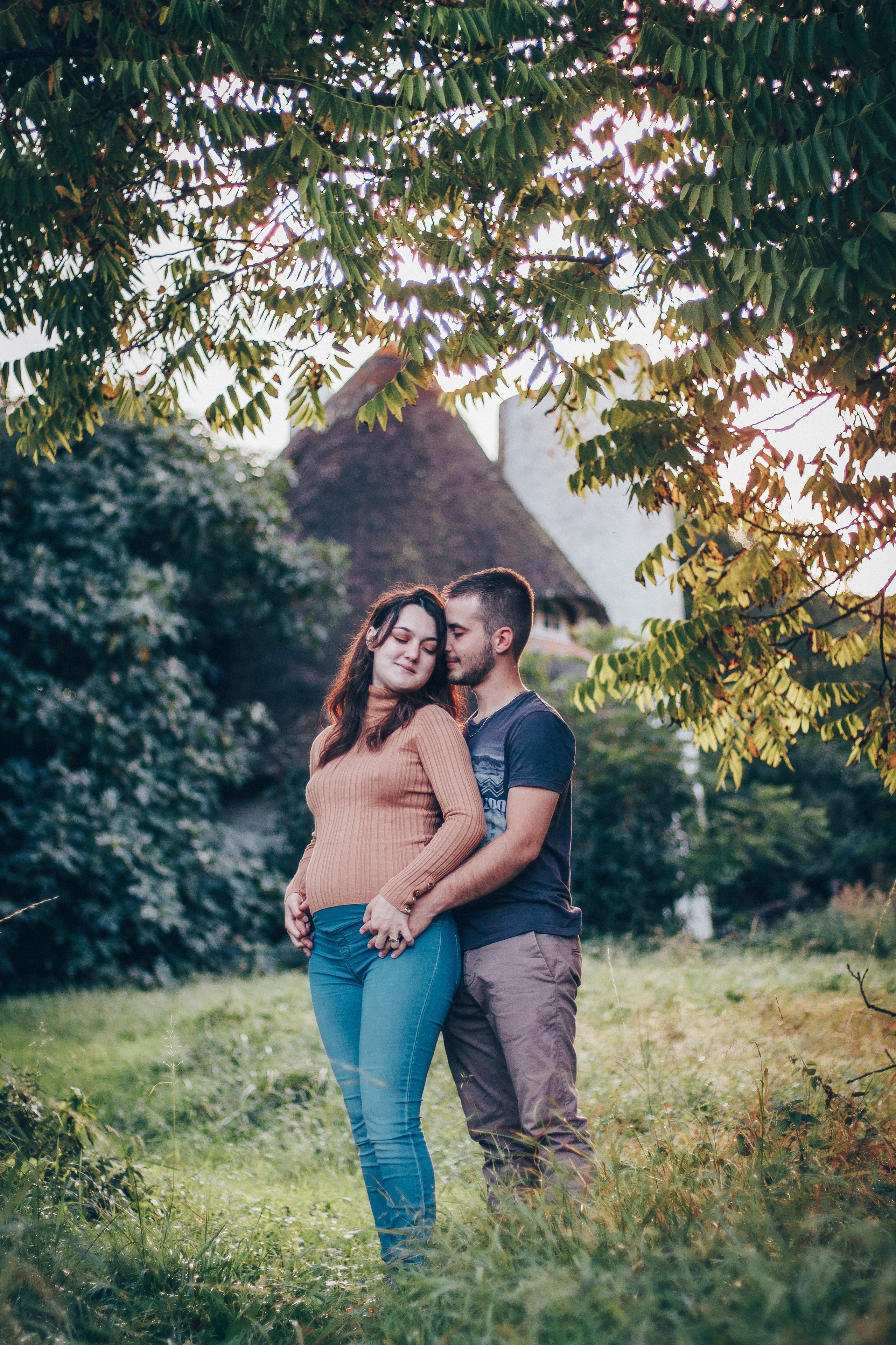 Grossesse. Studio photo « Partage ton bonheur » – Photographe famille près de Châtellerault, Poitiers et Tours