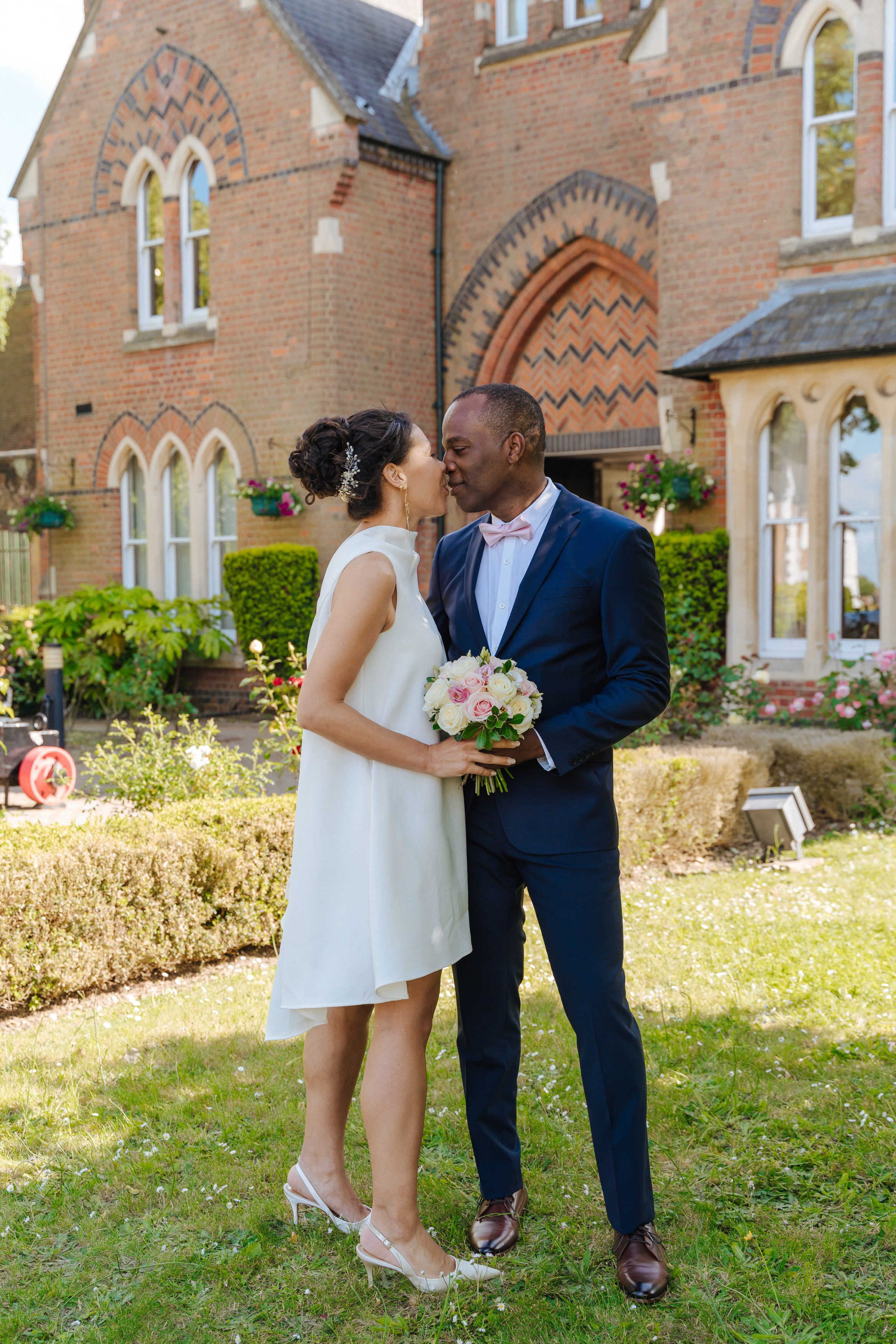 St Albans Register Office, St Albans Register Office wedding , St Albans, wedding in St Albans, civil ceremony in St Albans Register Office, small wedding, photographer for small wedding in St Albans Register Office