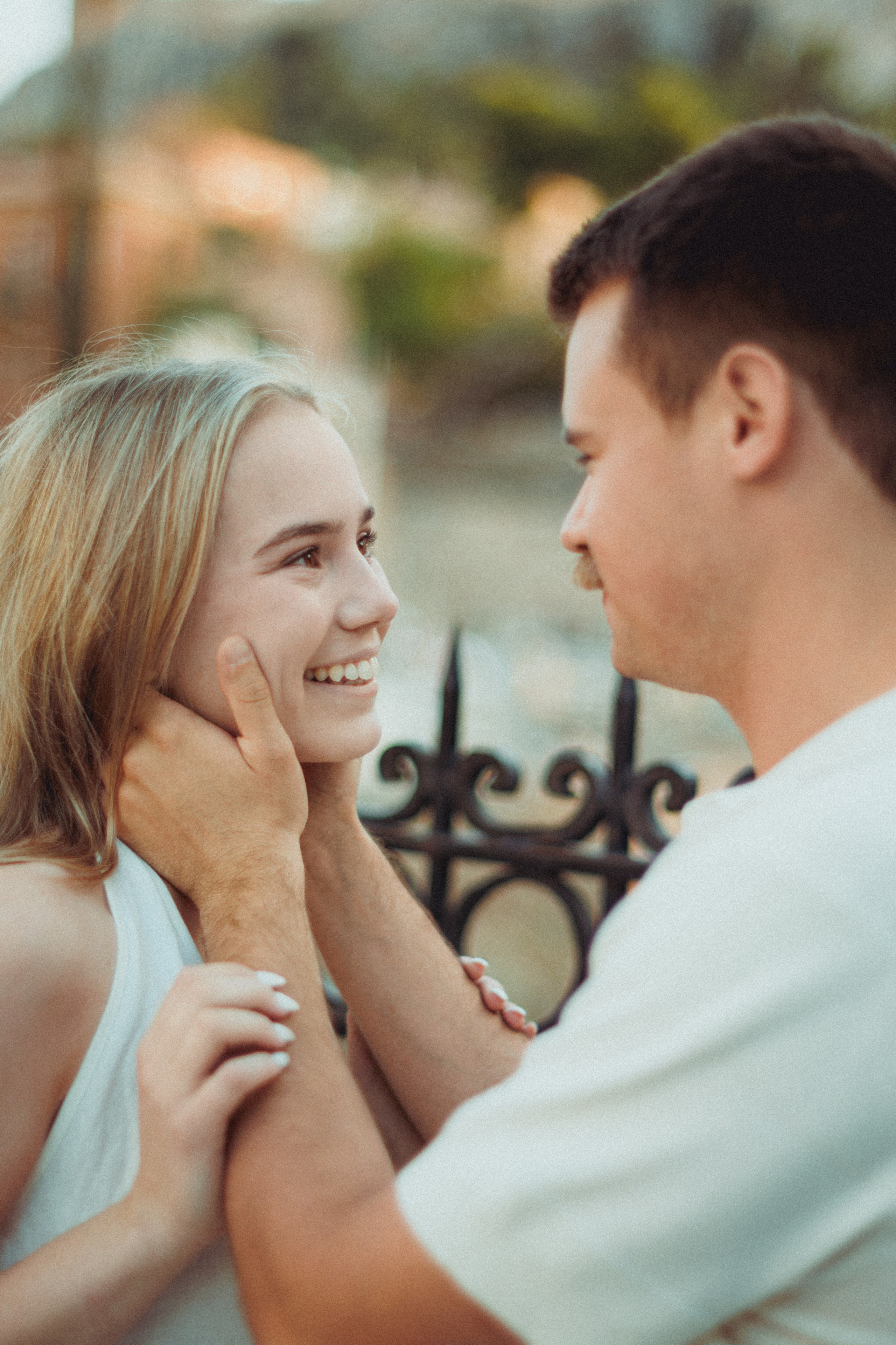 Larissa and Brandon. Photographer in Greece Kristina