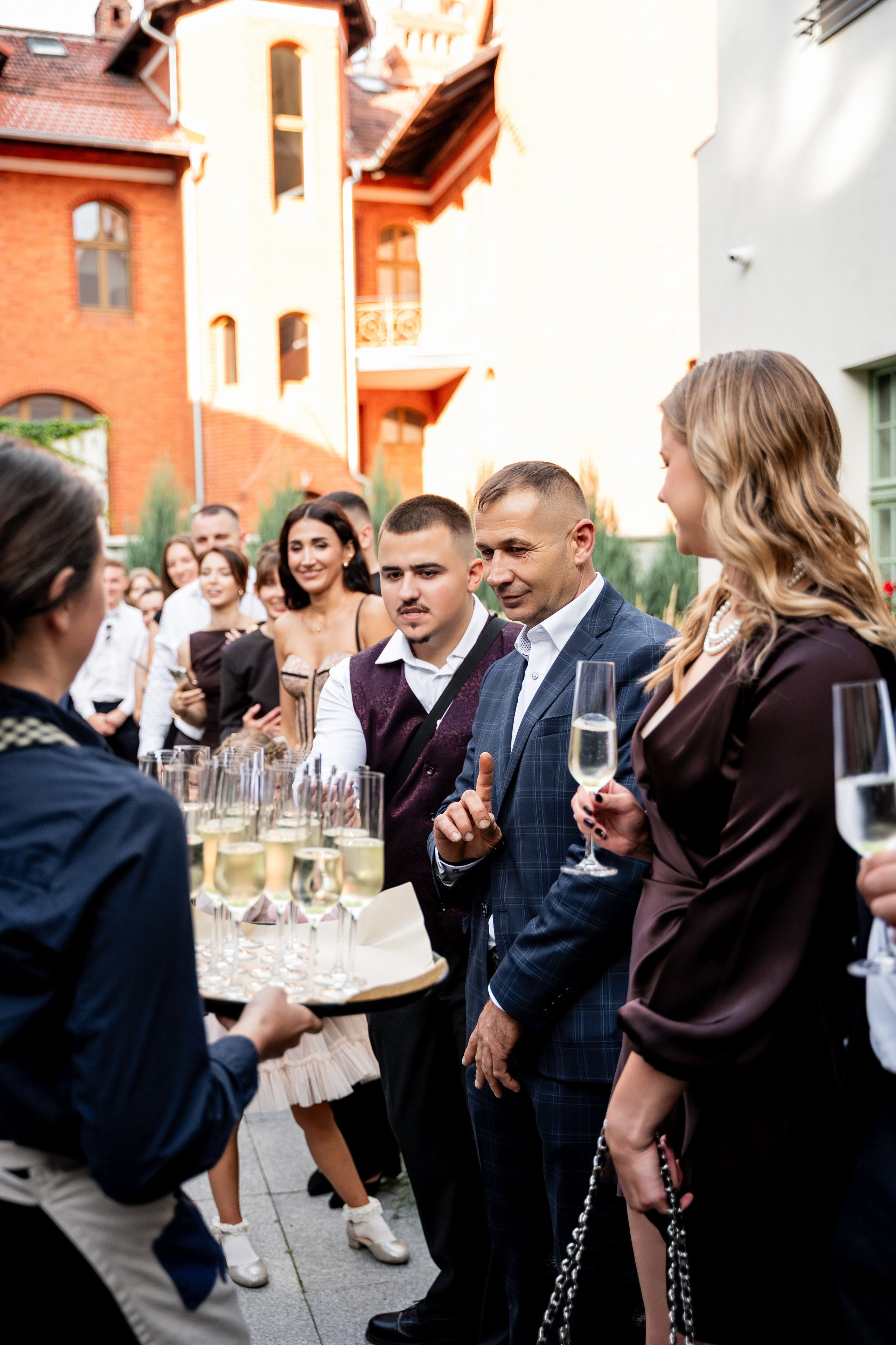 B&S. SL Wedding Photo: ponadczasowa 💍 fotografia ślubna | Wrocław & Europa