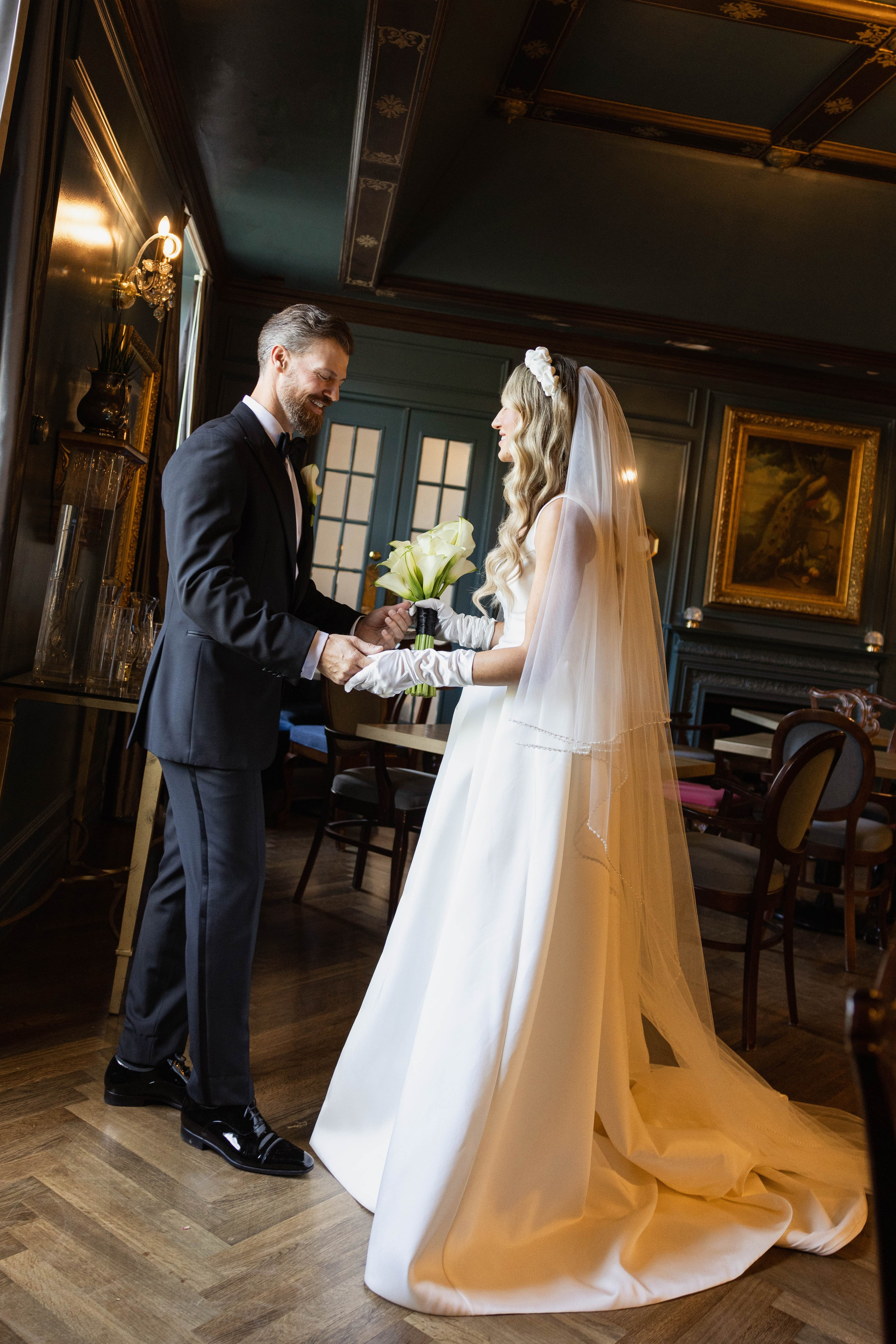 Elegant & Timeless Wedding Photography at Hotel Saskatchewan. Wedding photography and videography in Regina, Saskatchewan