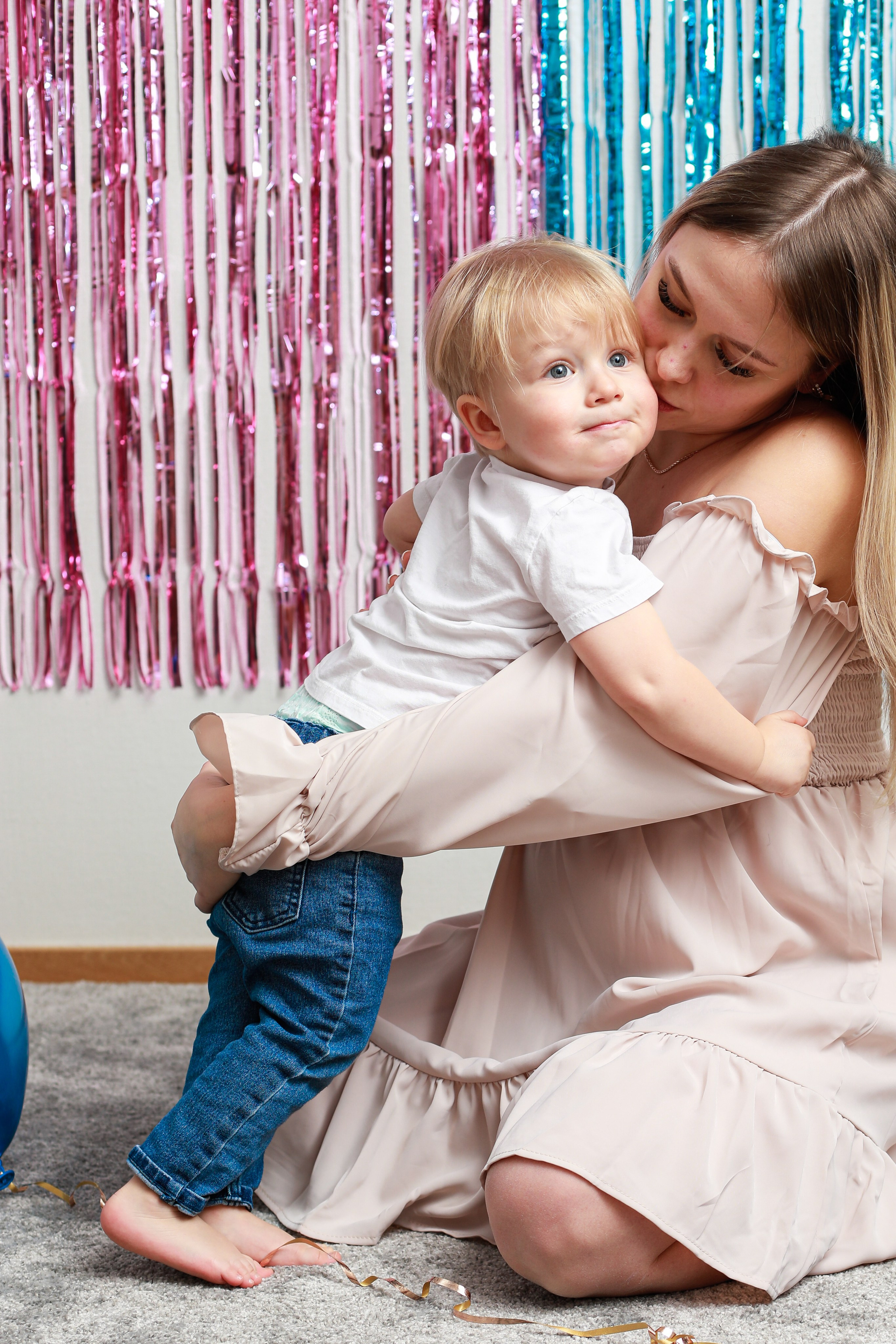 Boy or Girl?!. Ekaterina Mansur, muotokuvafotografi Suomessa (Helsingissä ja Uudellam