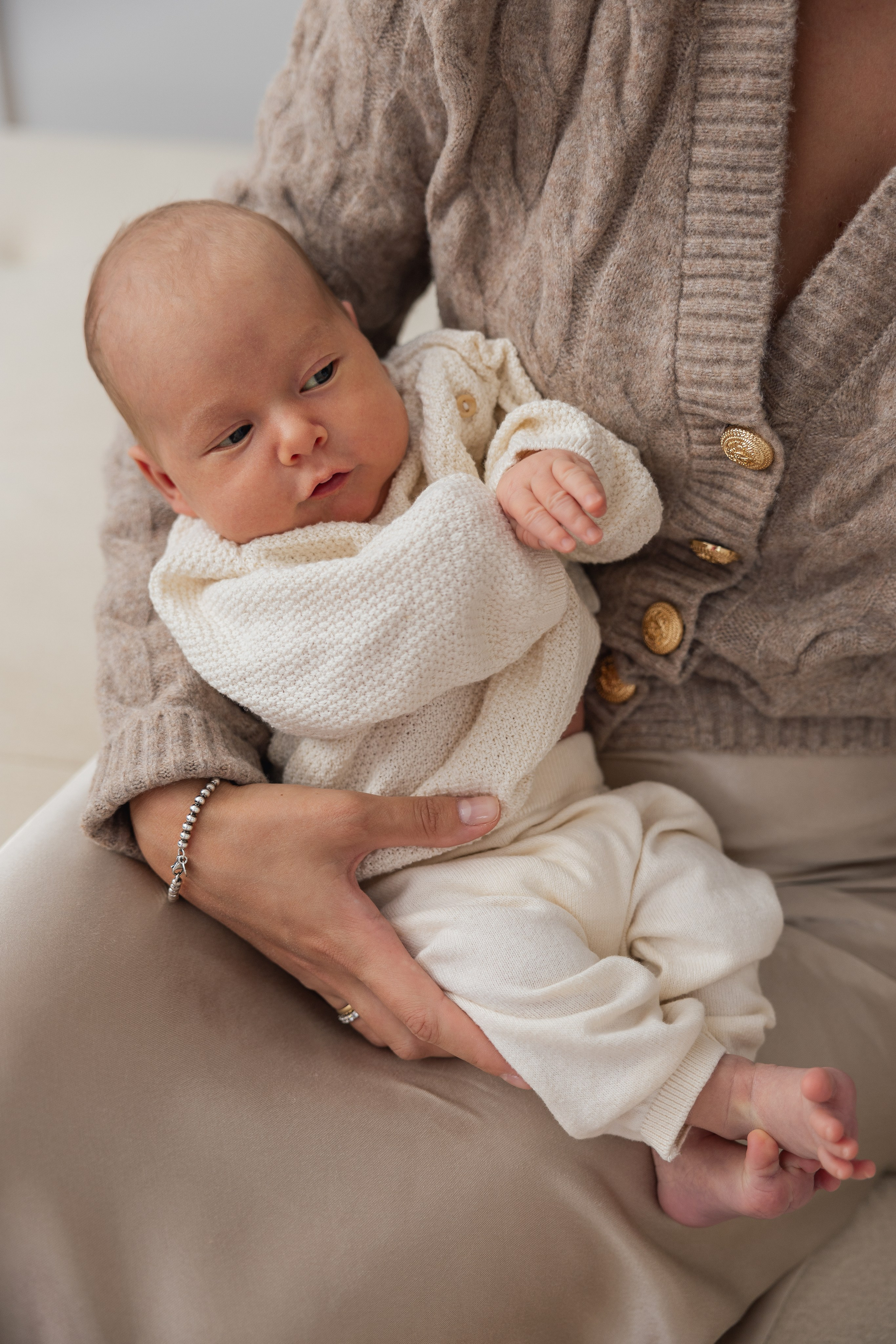 Newborn|Family Session. PHOTOGRAPHER IN LONDON