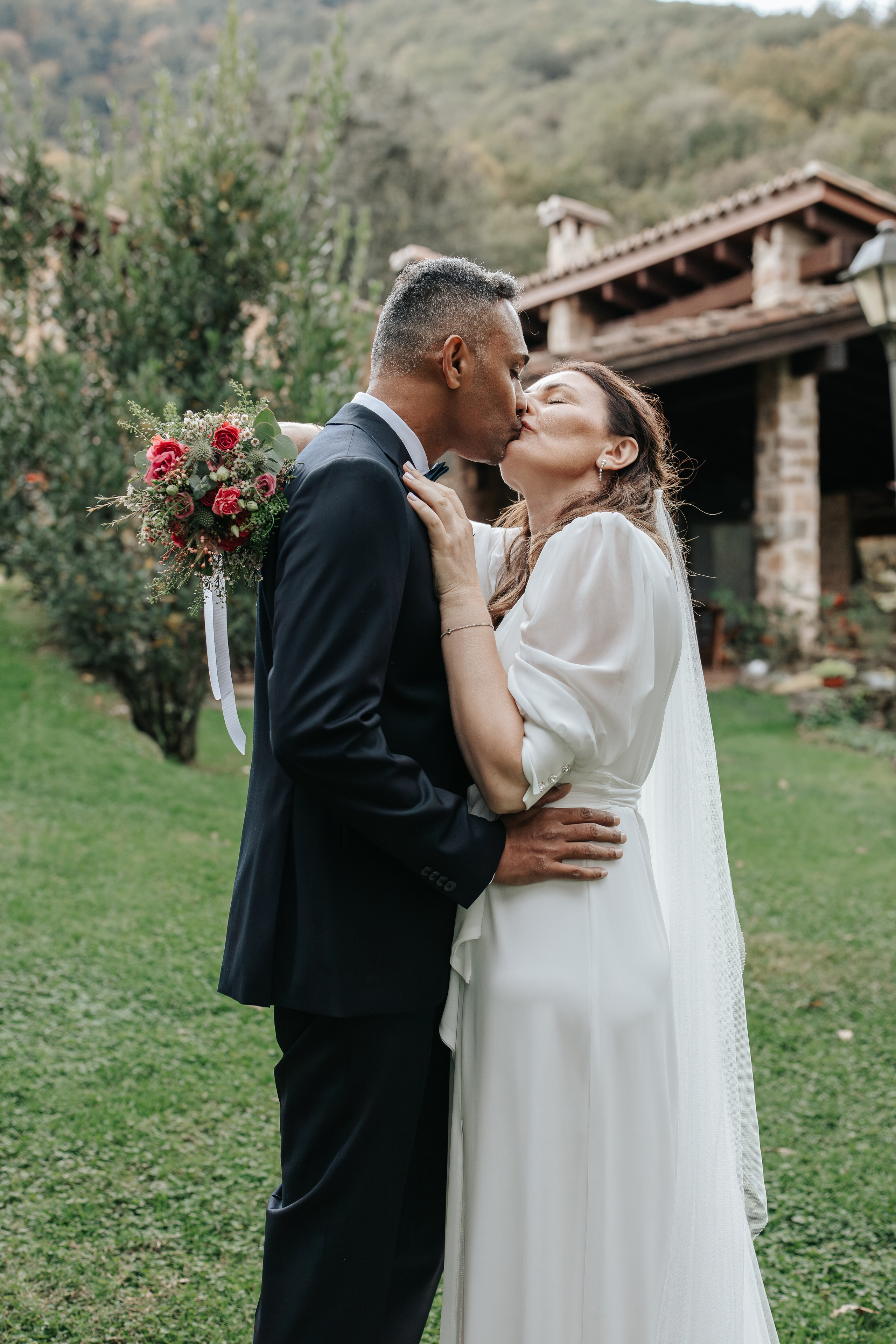 Aurelia+Anand, 02.11.2025, Olot. Fotógrafa de bodas en Cataluña