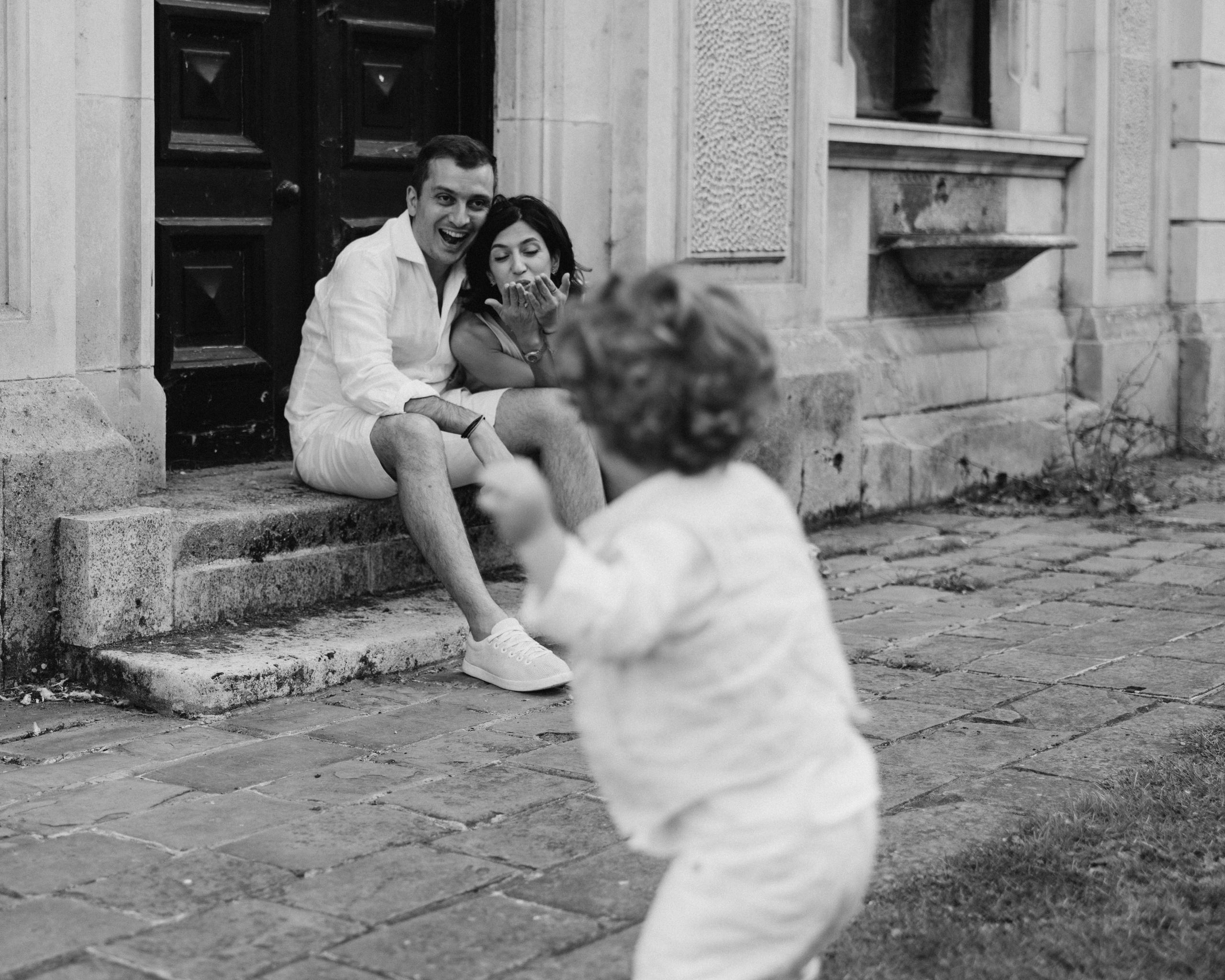 Valerik with parents (Hyde park). Anastasia Klink, Photographer in London