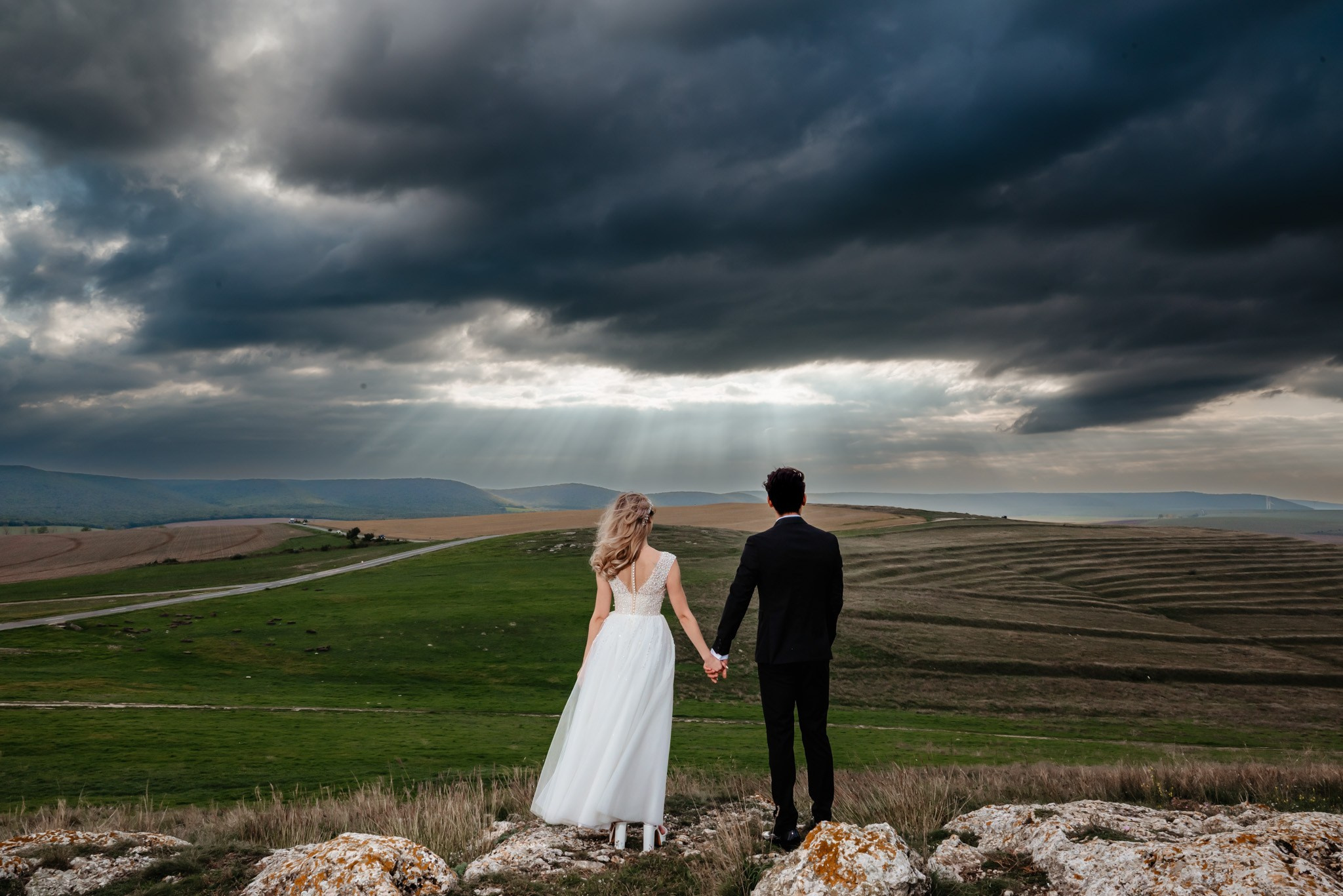 Alexandra & Robert. Www.besttalesstudio.com