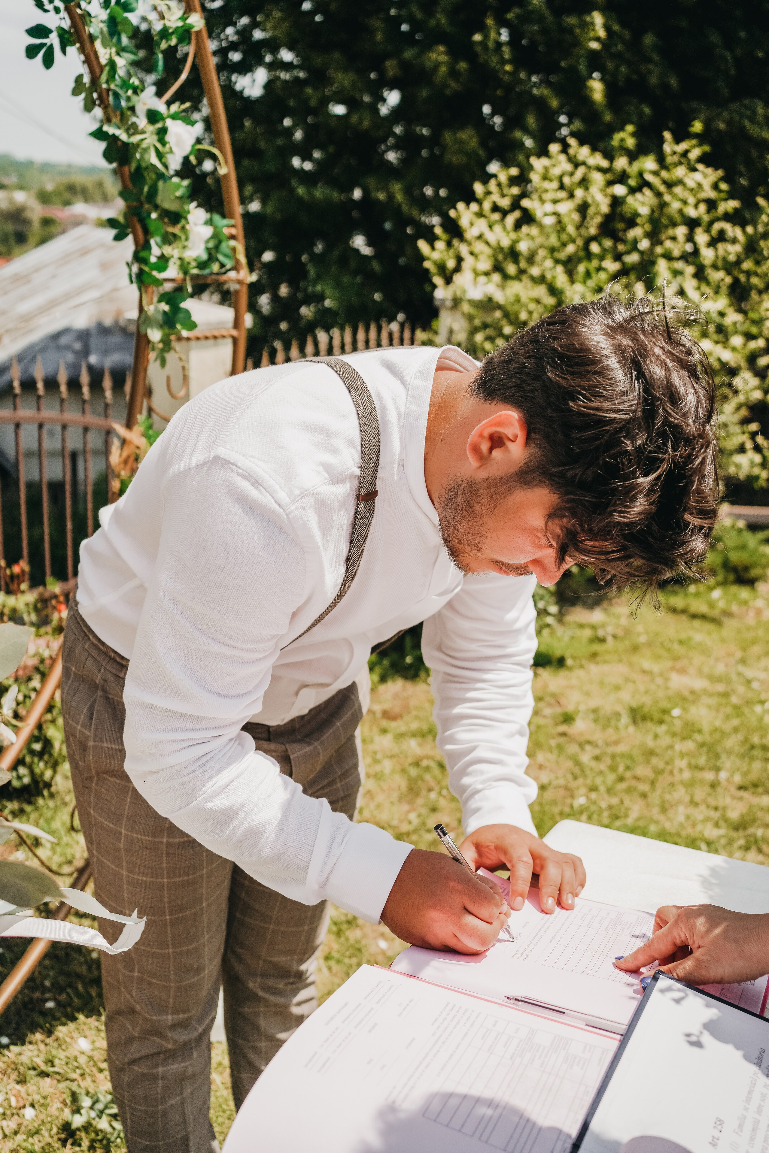 Fotograf stare civila Botosani. Fotograf Nunta Iasi - Hearts & Pictures