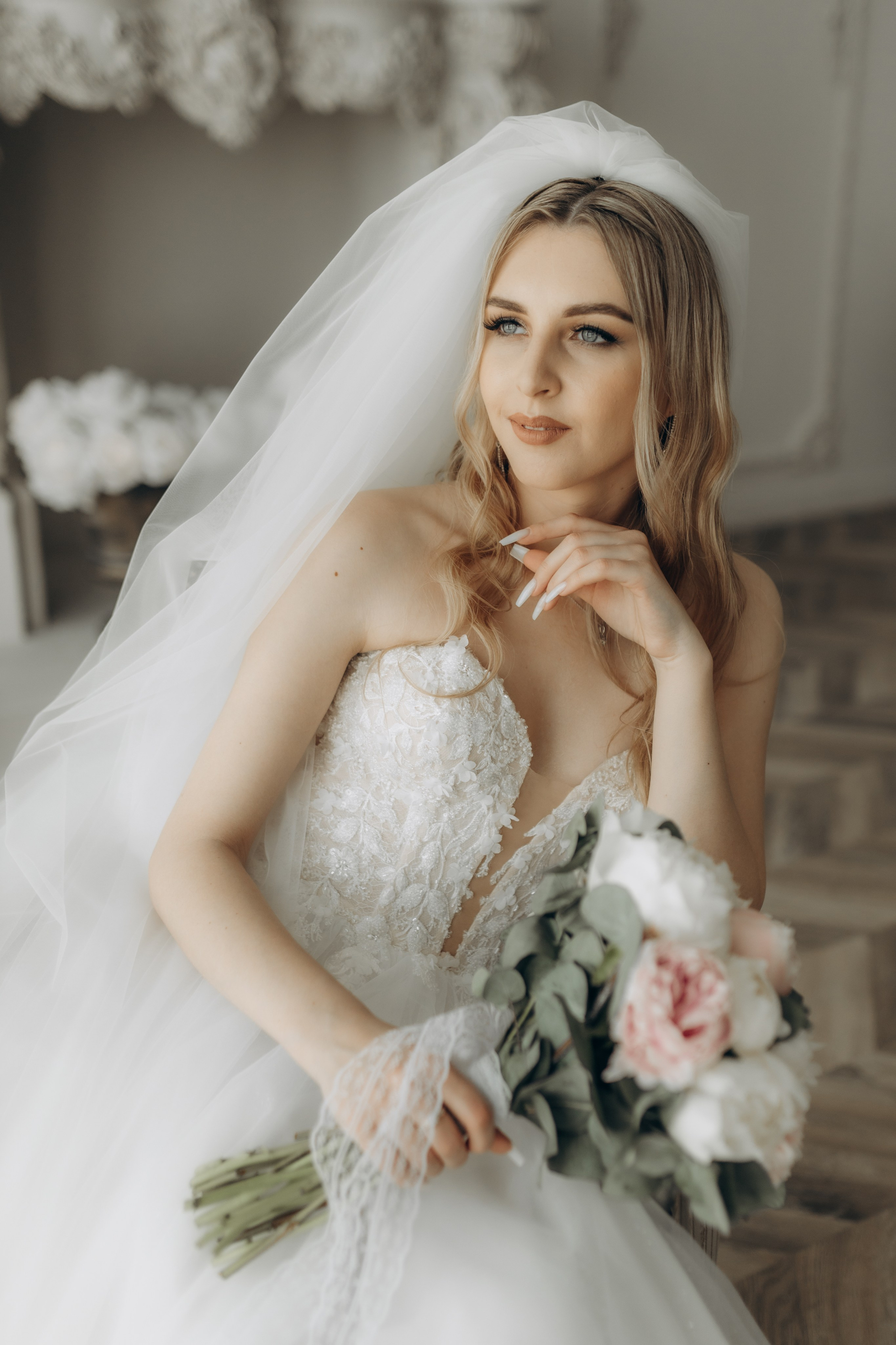 Nikolly & Constantin. Home