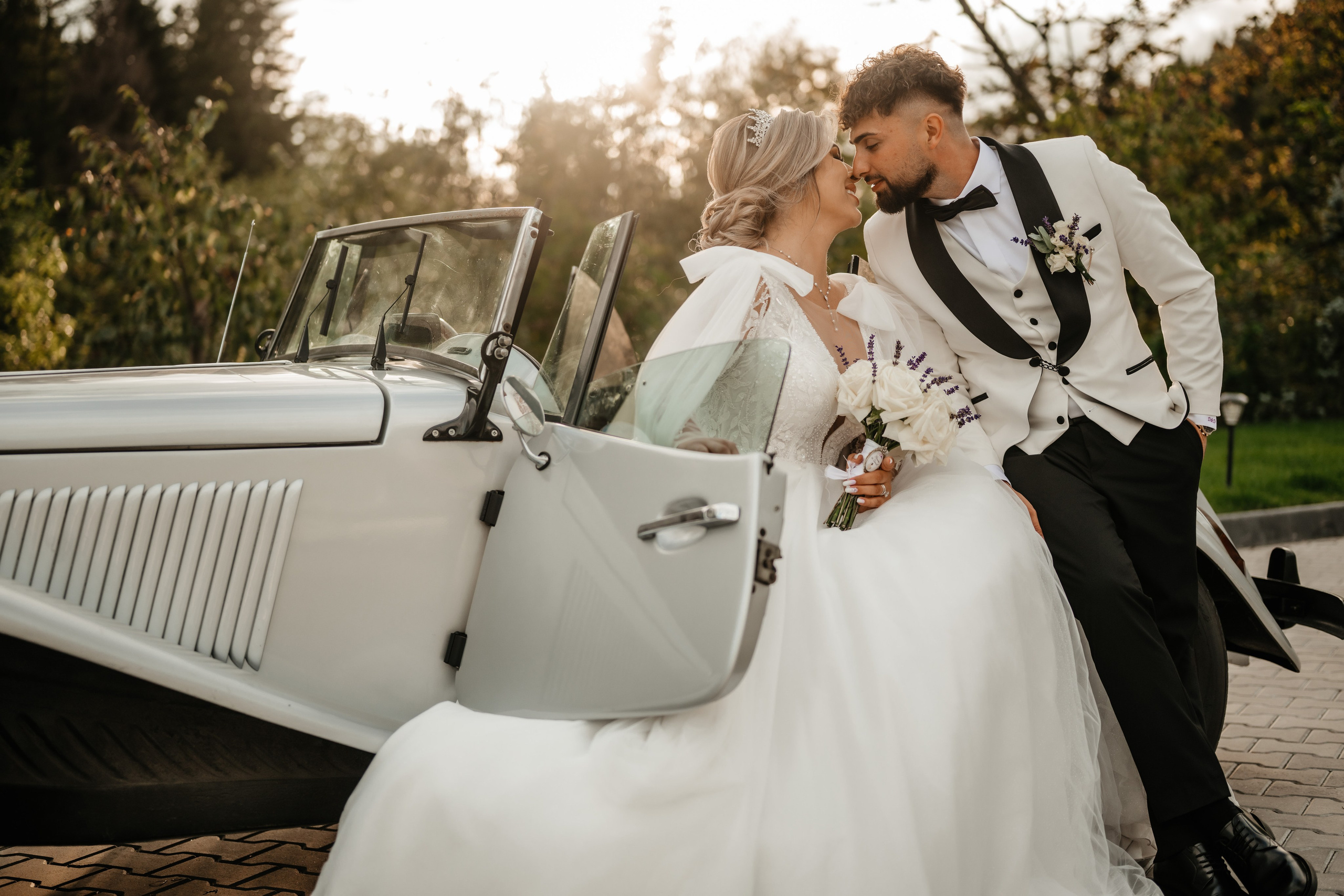 🤎 D a i a n a & D a n i e l - Wedding Day Preview. Wedding & Family Photographer