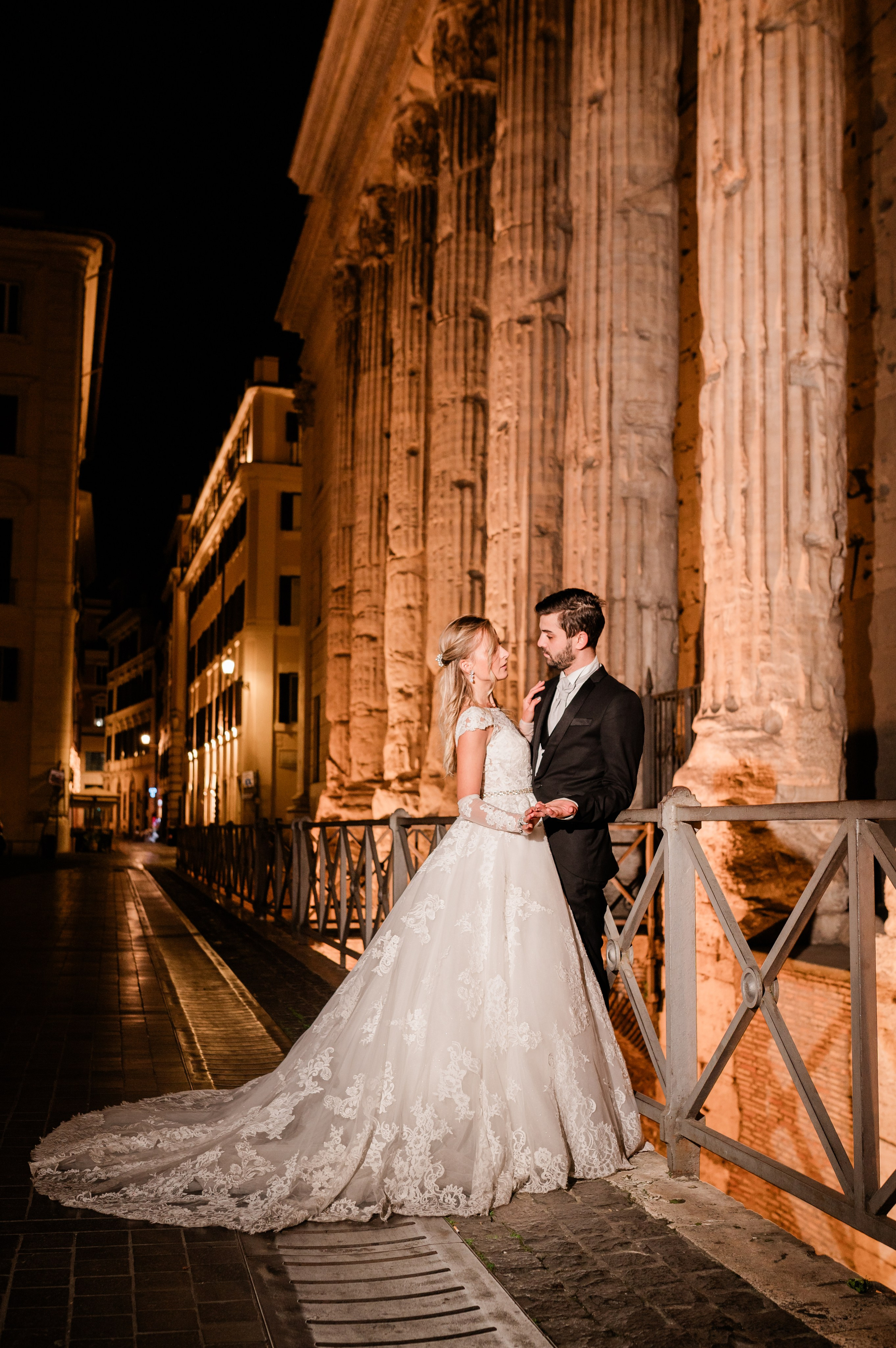 Servizio Post Matrimoniale Notturno a Roma. Fotografo Matrimonio a Roma | Servizio Fotografico Matrimonio