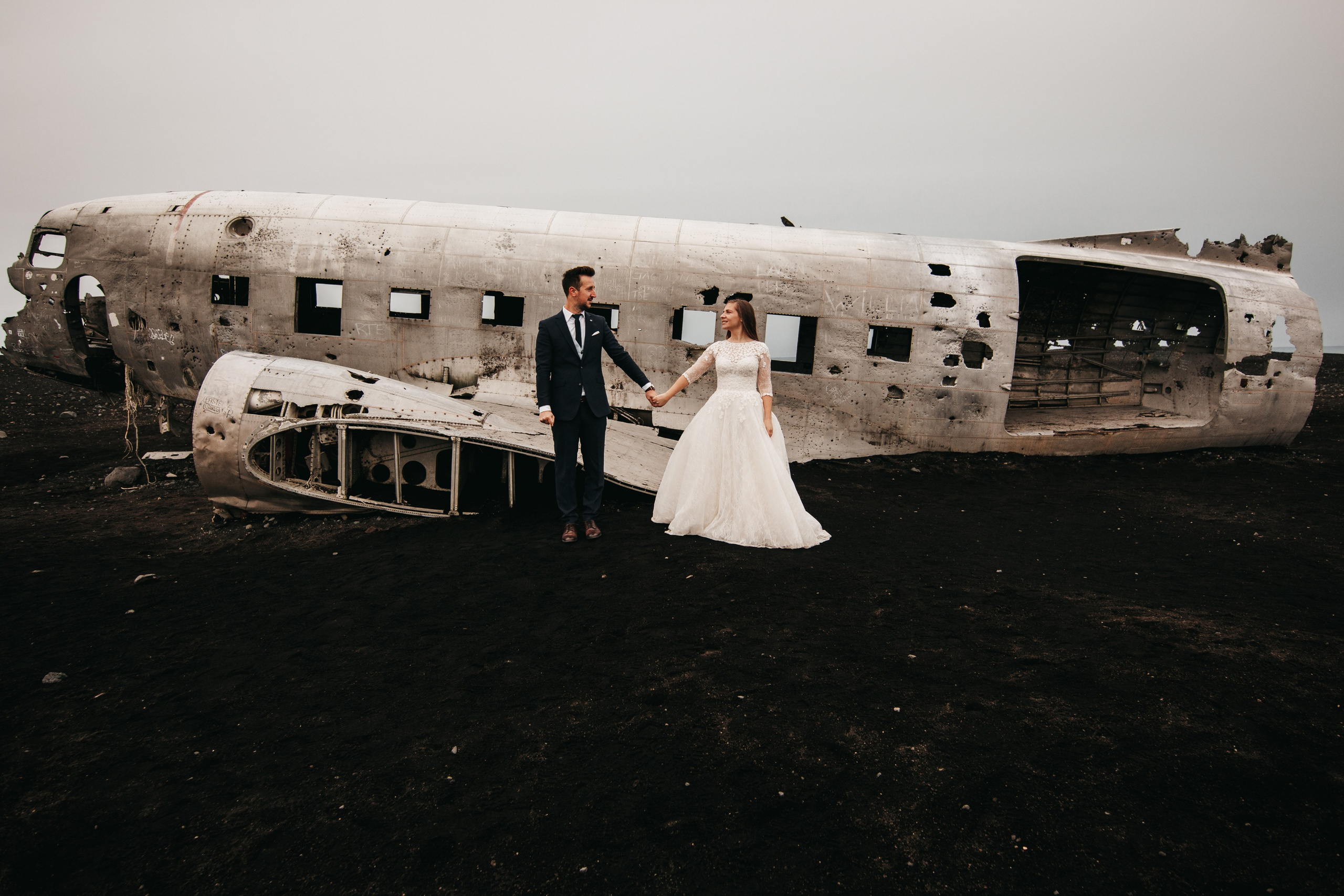 B & A. Fotograf Nunta Iasi - Hearts & Pictures