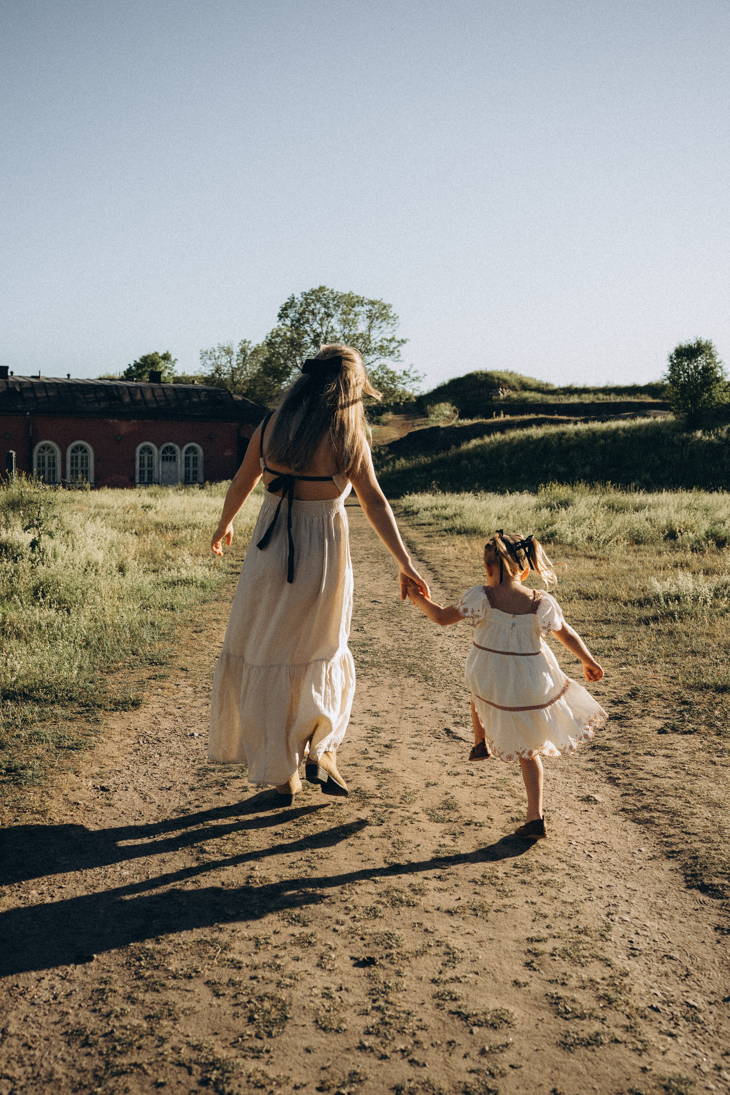 Beloved. Wedding and portrait photographer in Helsinki Vickan O