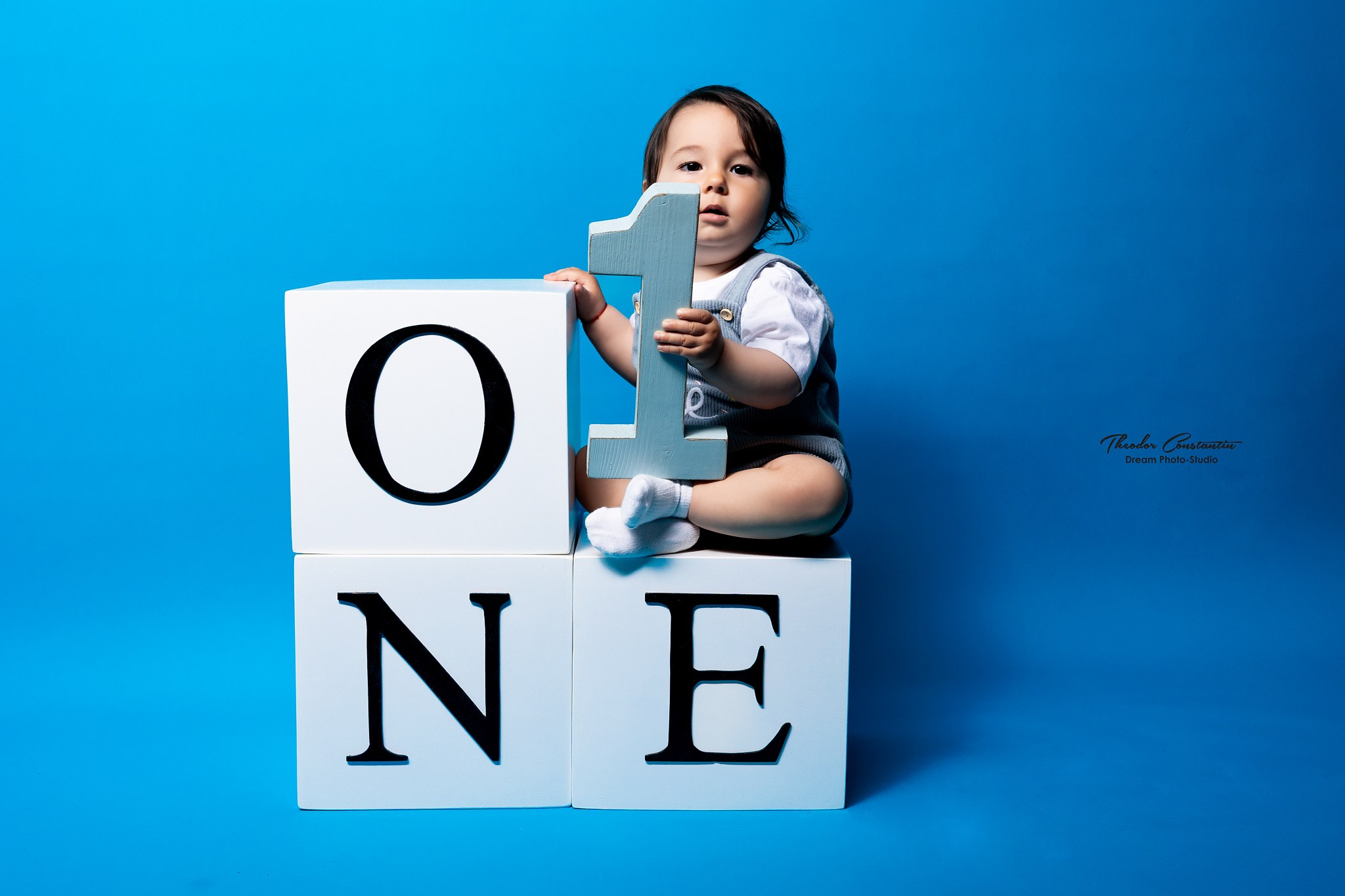 Studio. Dream Studio Galați – ședințe foto profesionale pentru familie, portrete și evenimente